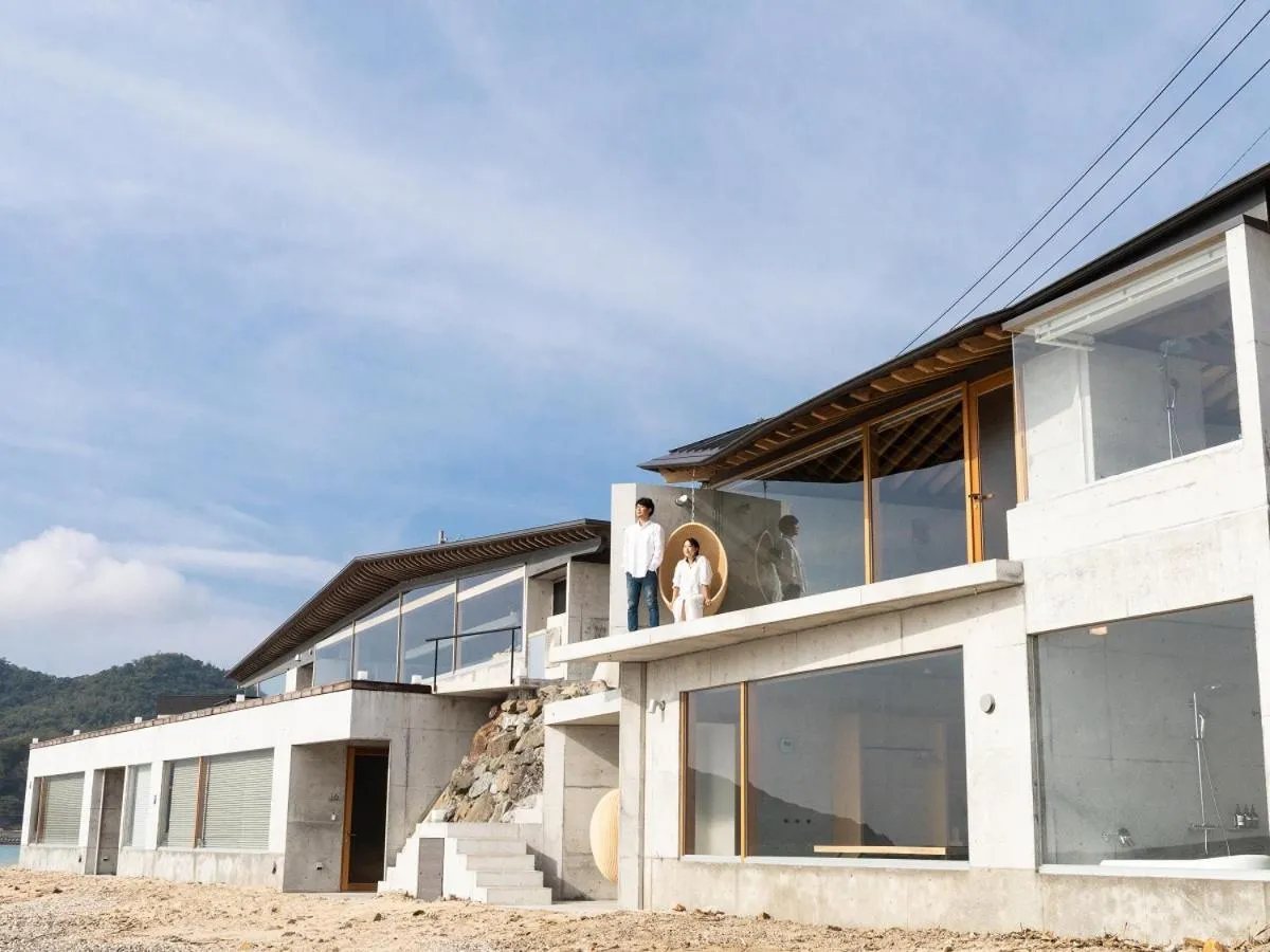 Denpaku The Beachfront MIJORA