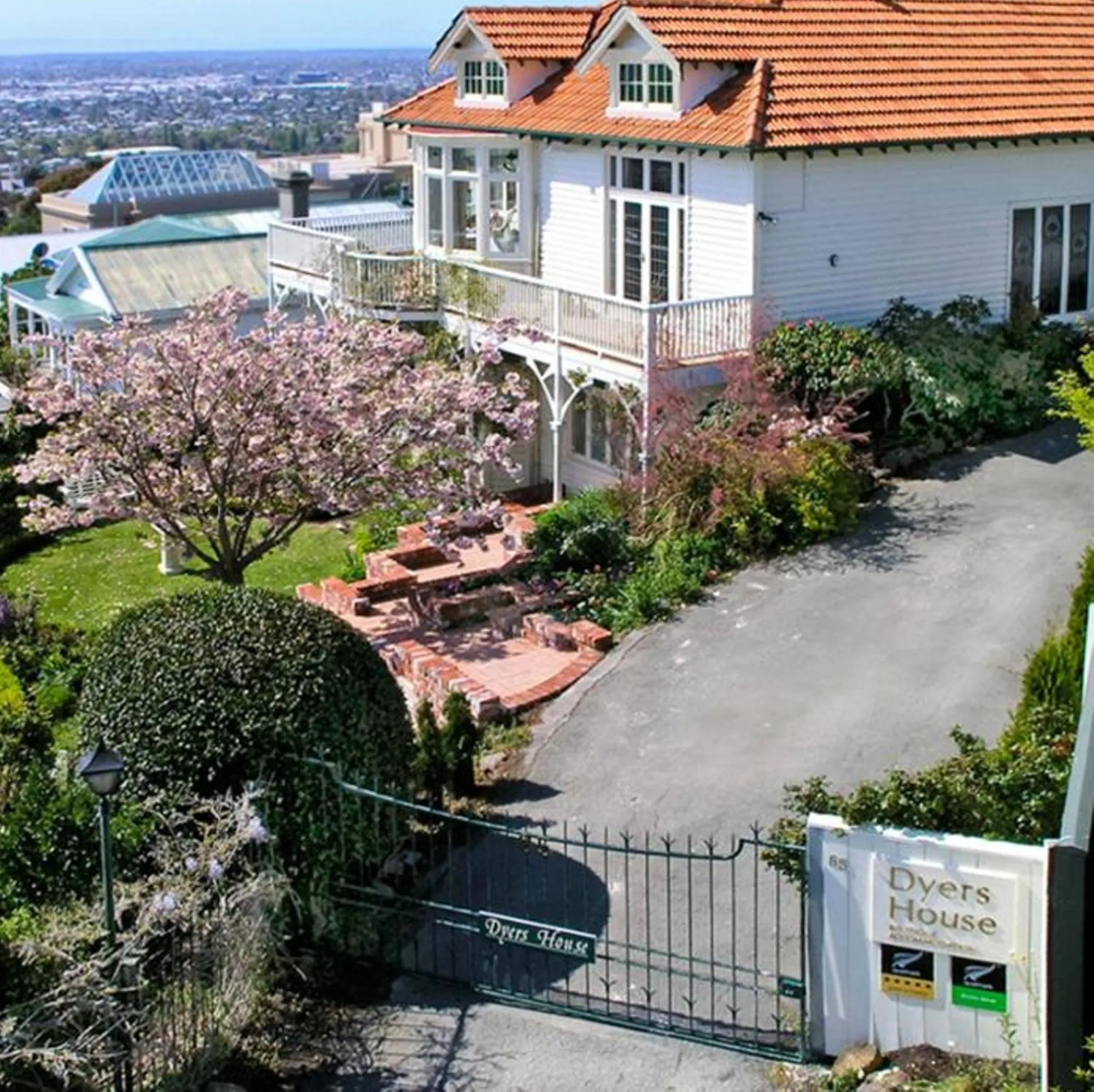 Bird's eye view in Dyers House