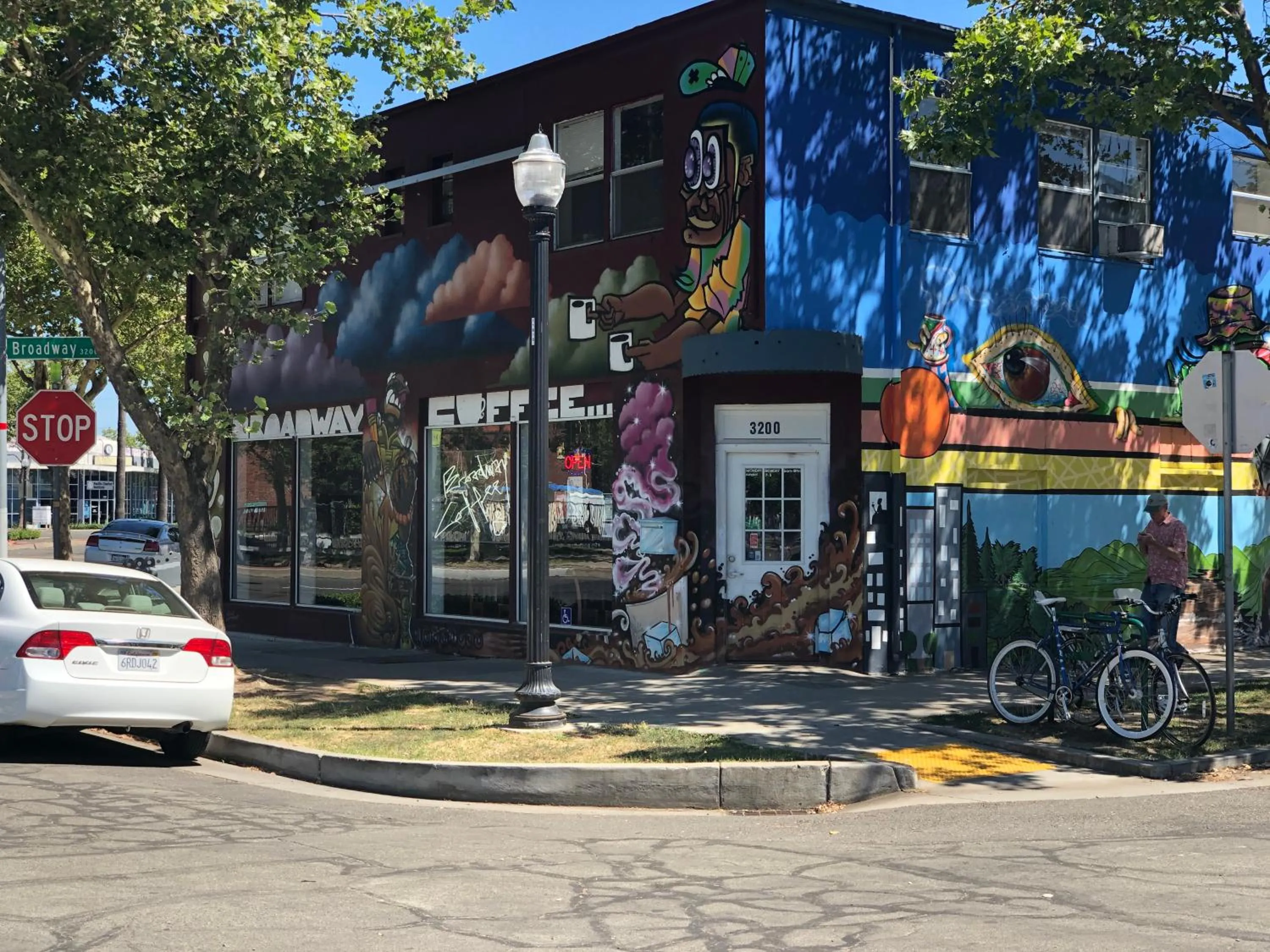 Restaurant/places to eat in WHOLE Family - WholeVille