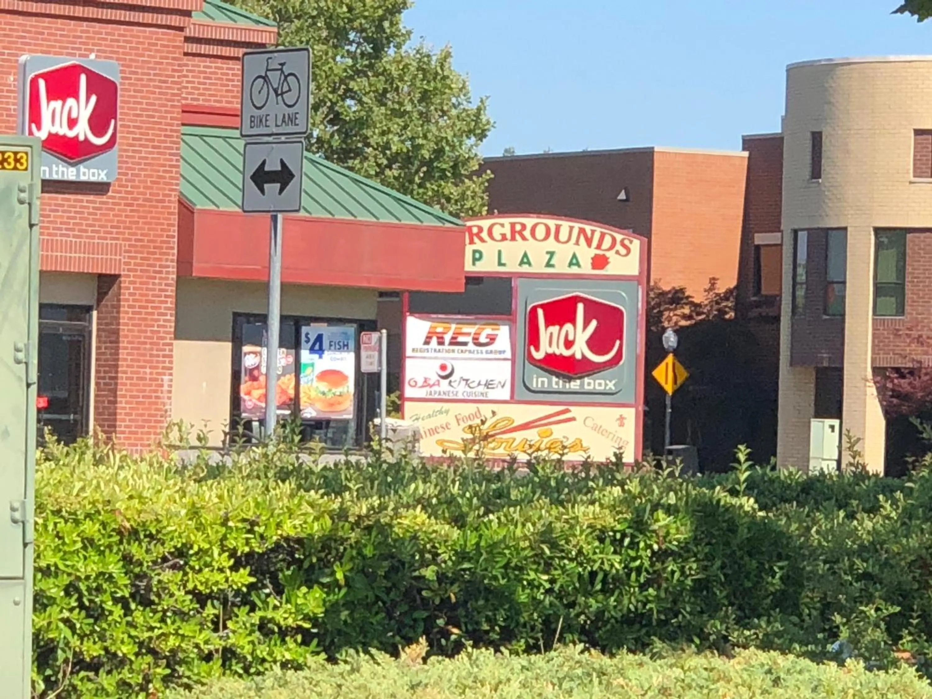 Restaurant/places to eat in WHOLE Family - WholeVille