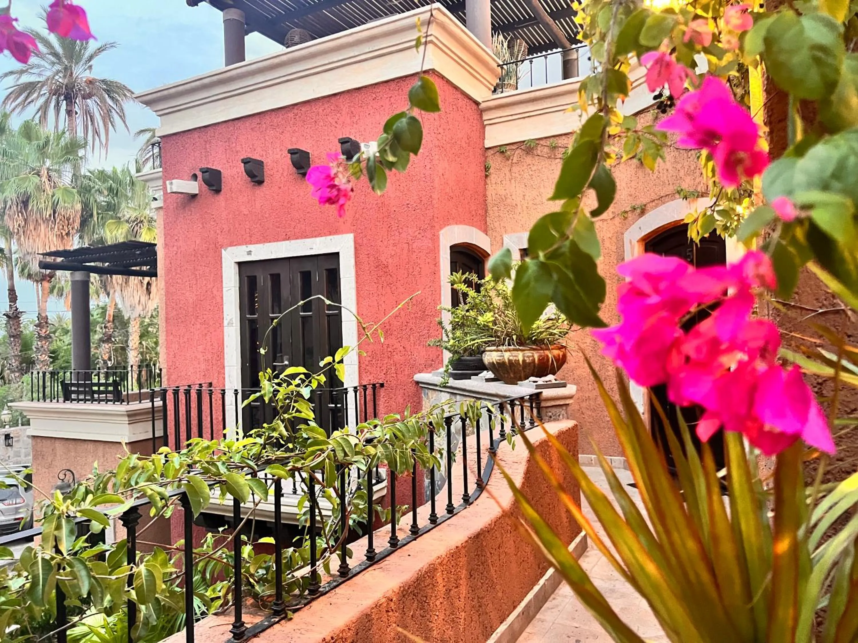 Property building in Posada del Cortes