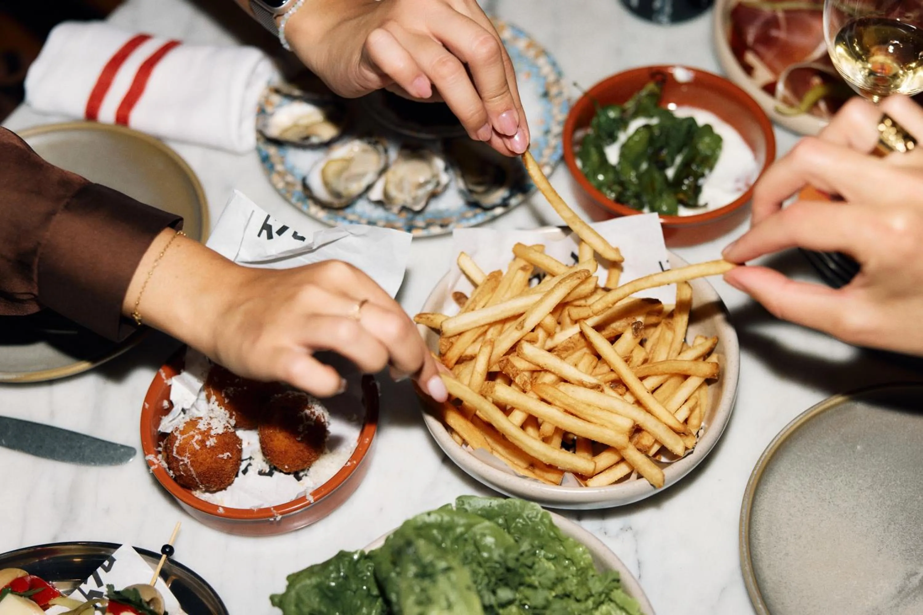Food and drinks in Hotel Woolstore 1888, Sydney - Handwritten Collection