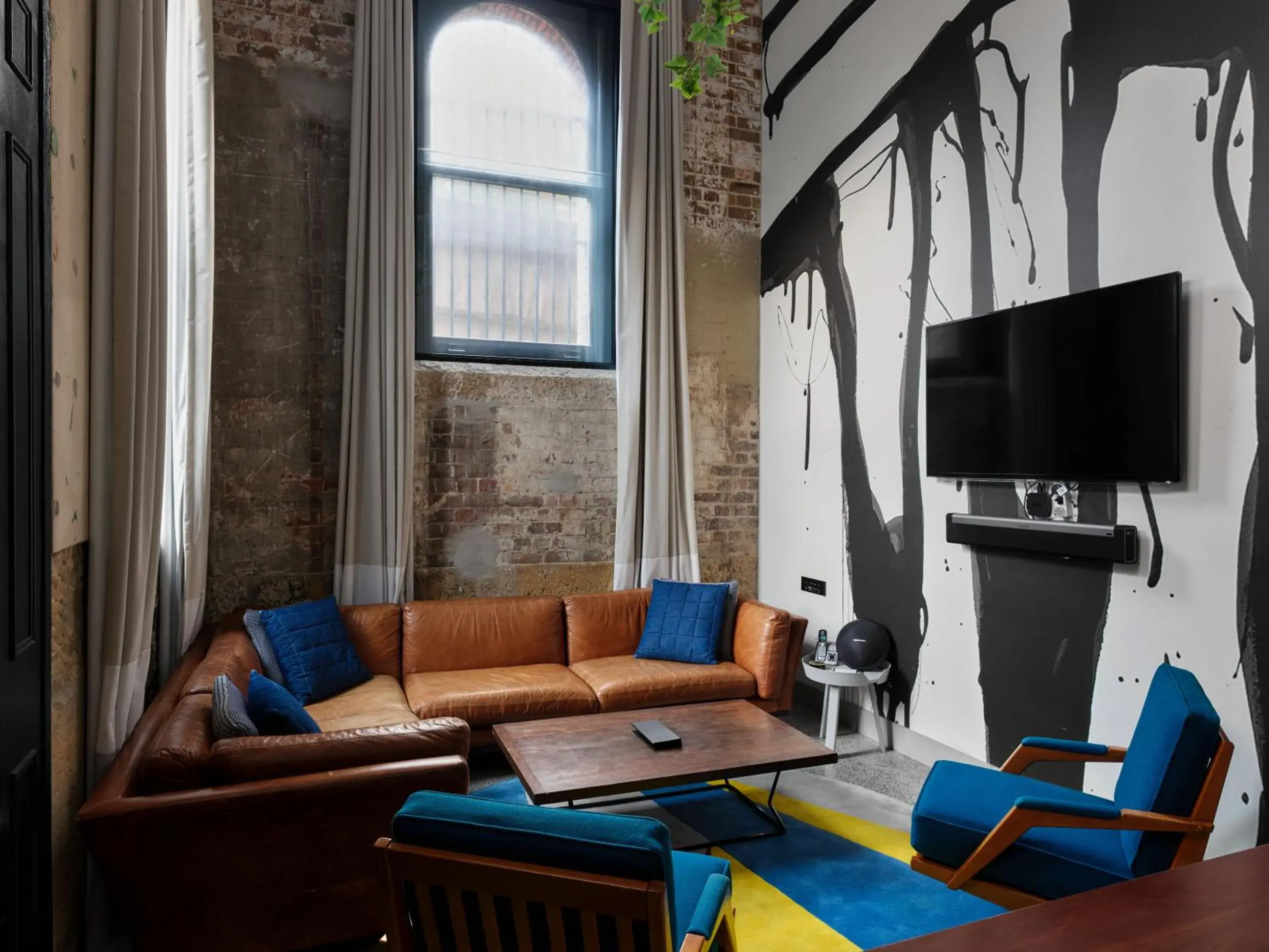 King Suite in Hotel Woolstore 1888, Sydney - Handwritten Collection King Suite in Hotel Woolstore 1888, Sydney - Handwritten Collection