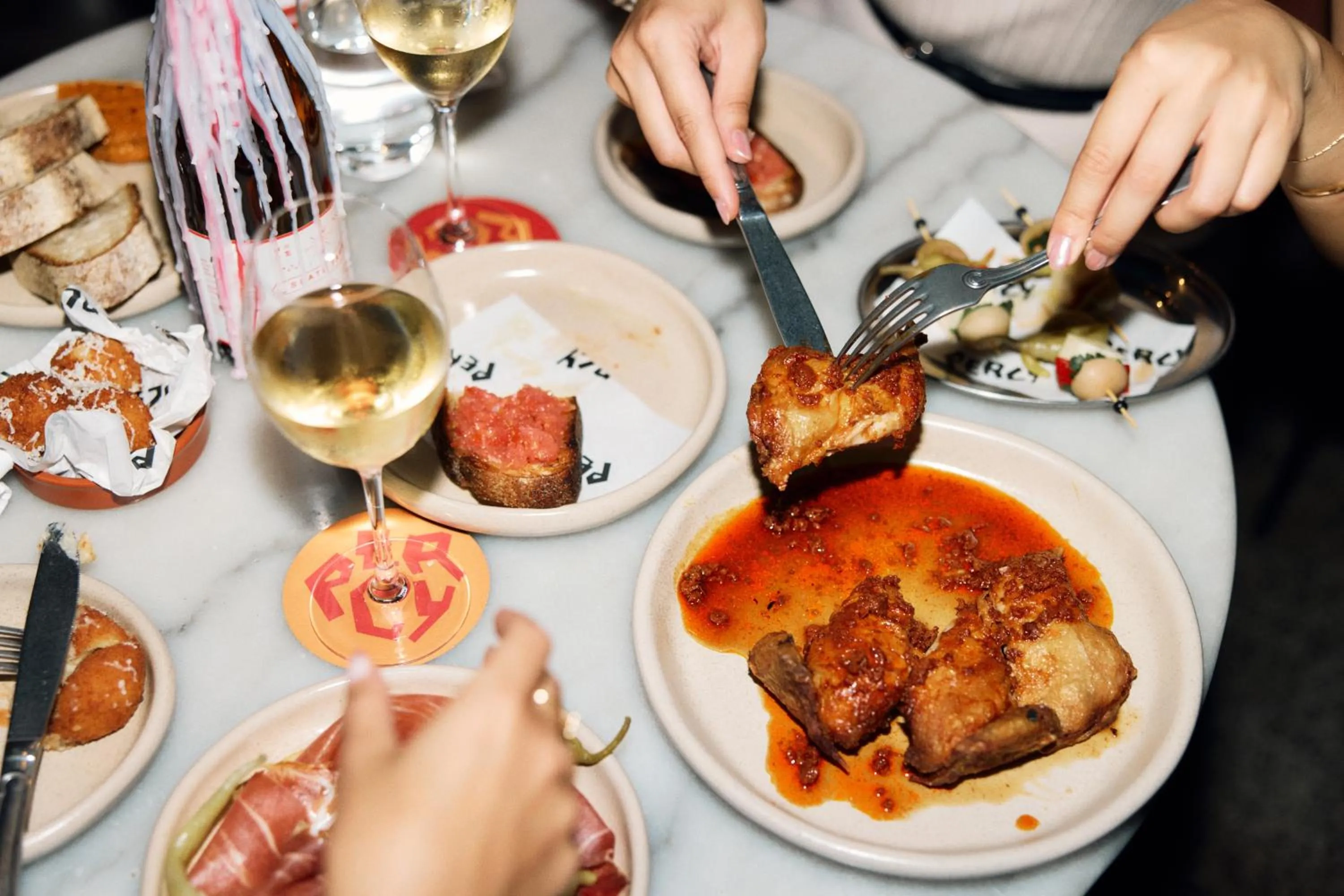 Food and drinks in Hotel Woolstore 1888, Sydney - Handwritten Collection