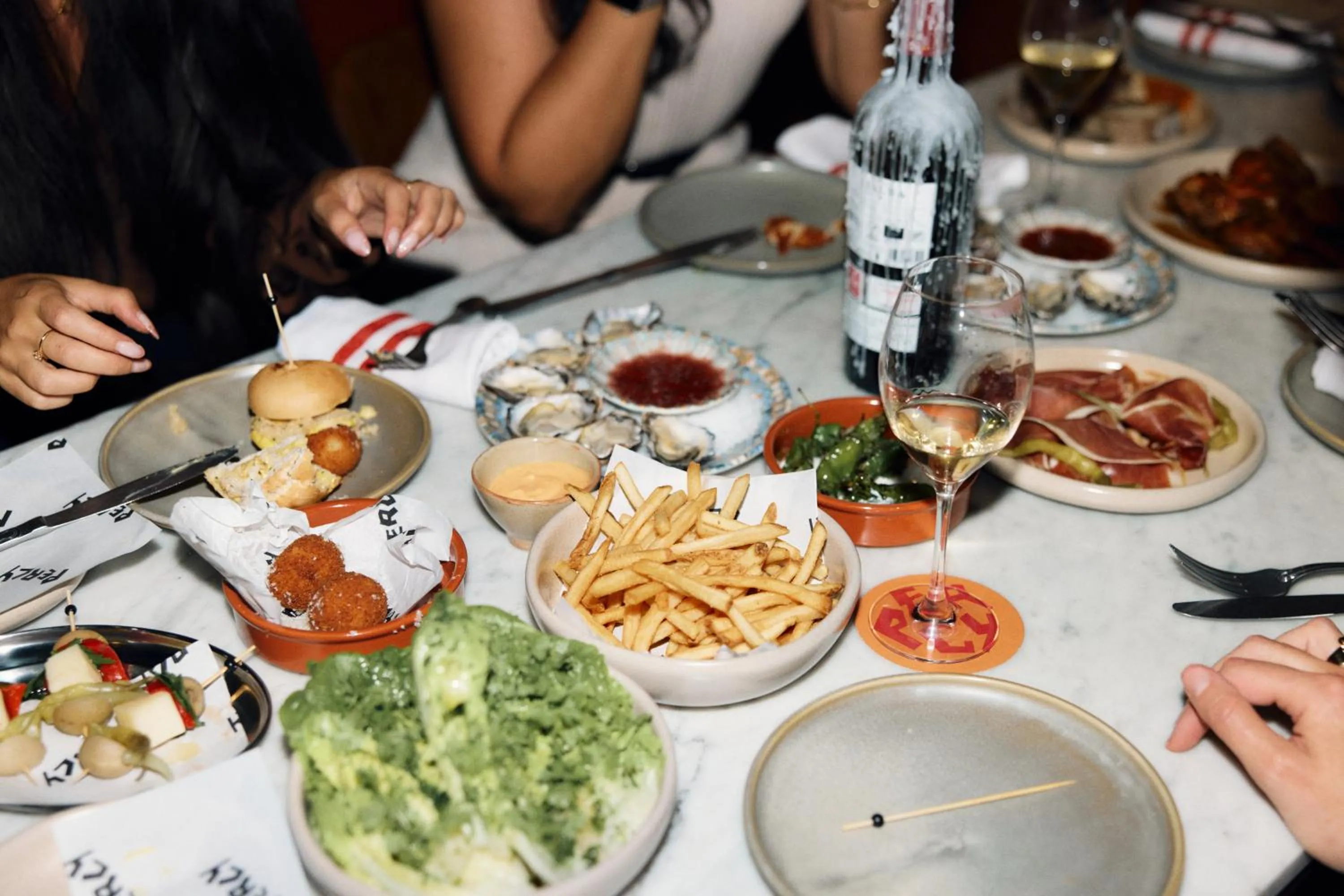 Food and drinks in Hotel Woolstore 1888, Sydney - Handwritten Collection