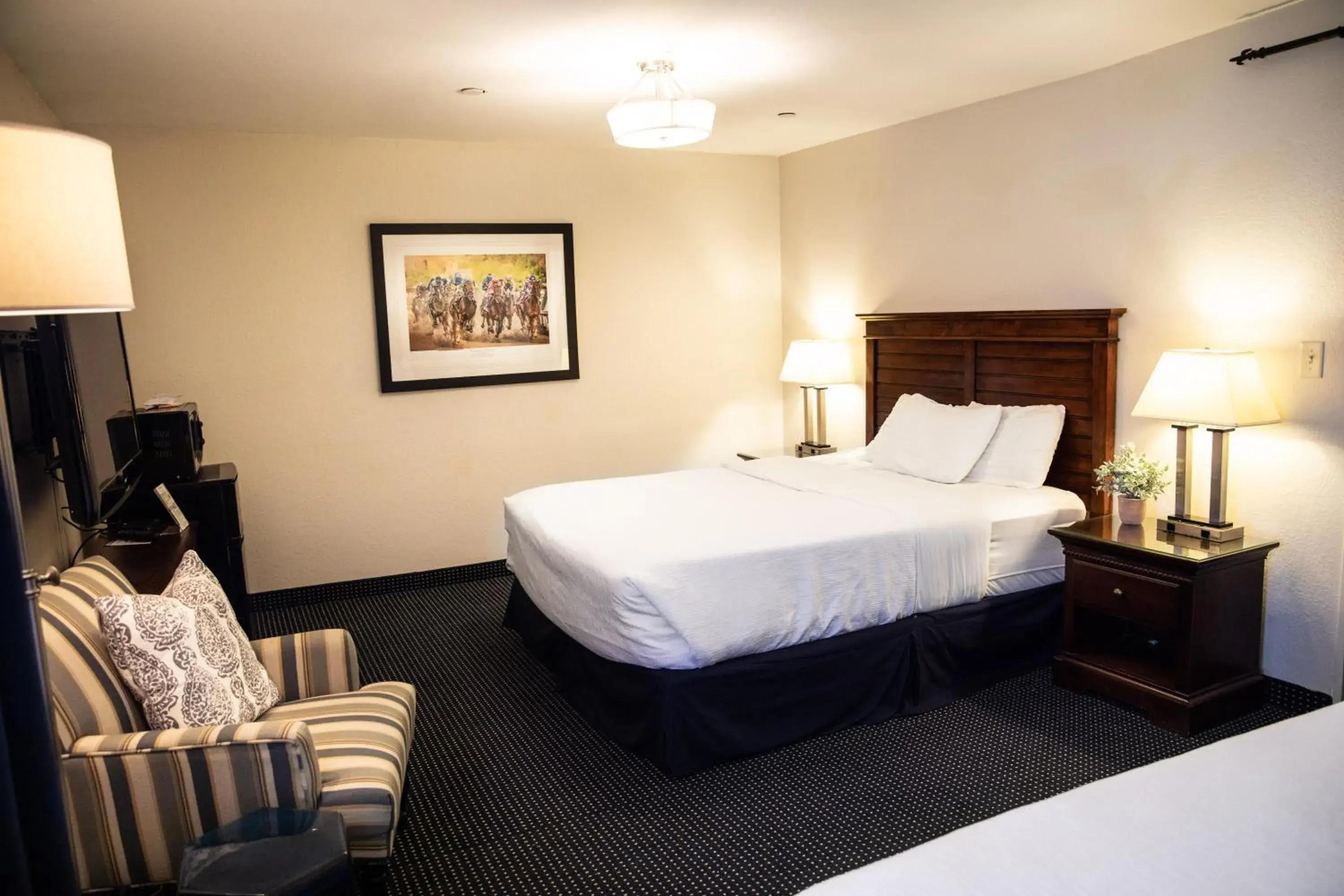 Deluxe Double Room in Hatfield Inn Deluxe Double Room in Hatfield Inn