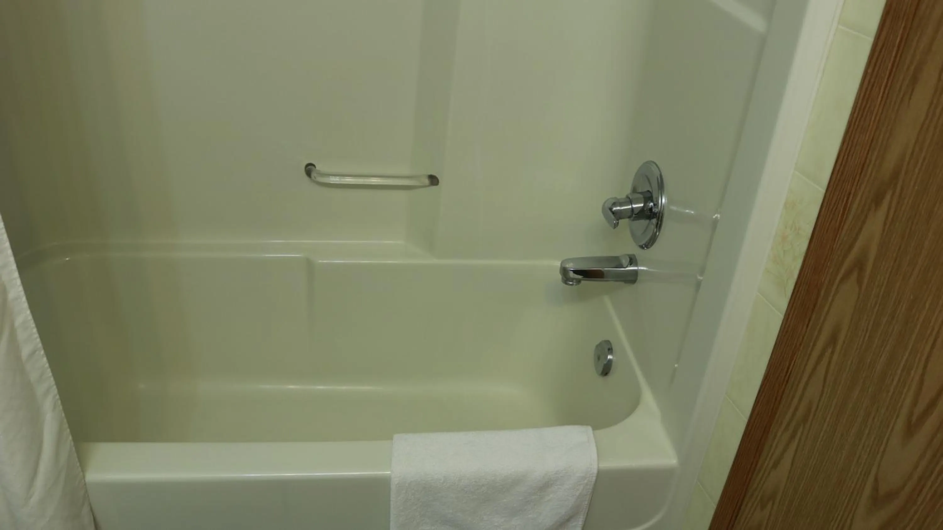 Elite Hotel -Downtown Center- "Ski & Northern light Tour" "Hot Spring Tour "Long-term stay"