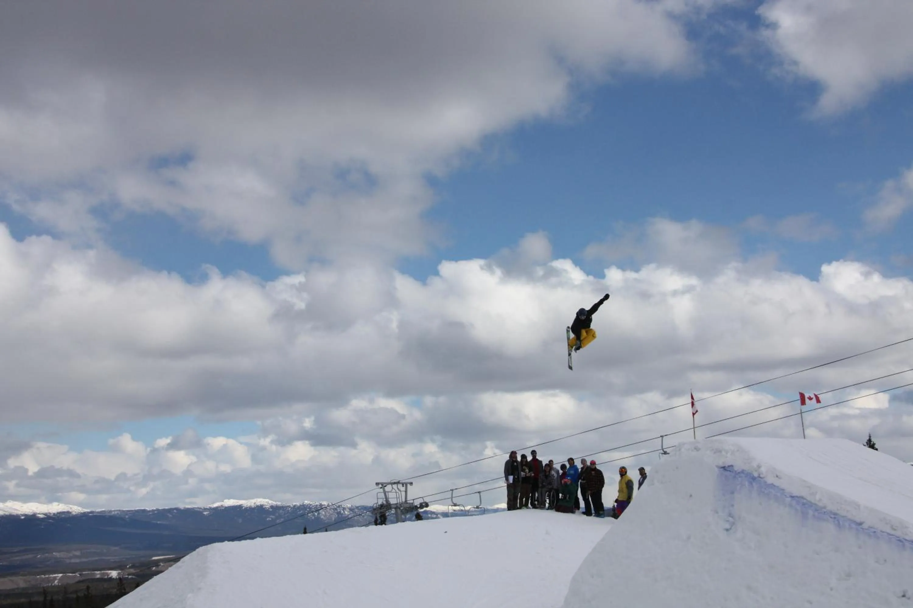 Elite Hotel -Downtown Center- "Ski & Northern light Tour" "Hot Spring Tour "Long-term stay"