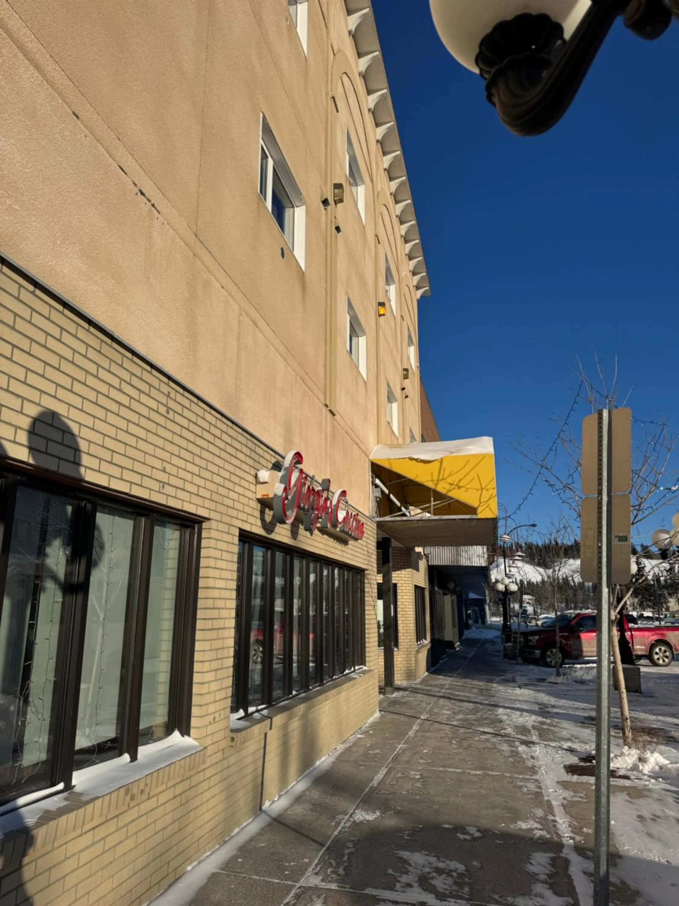 Elite Hotel -Downtown Center- "Ski & Northern light Tour" "Hot Spring Tour "Long-term stay"