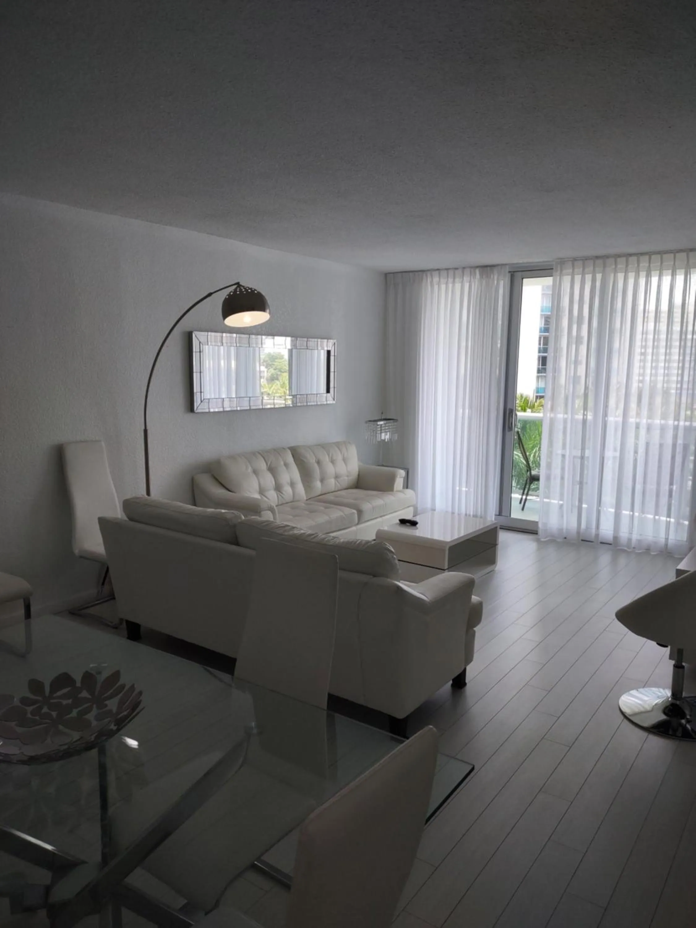 Living room, Bed in Tides Apt on Hollywood Beach