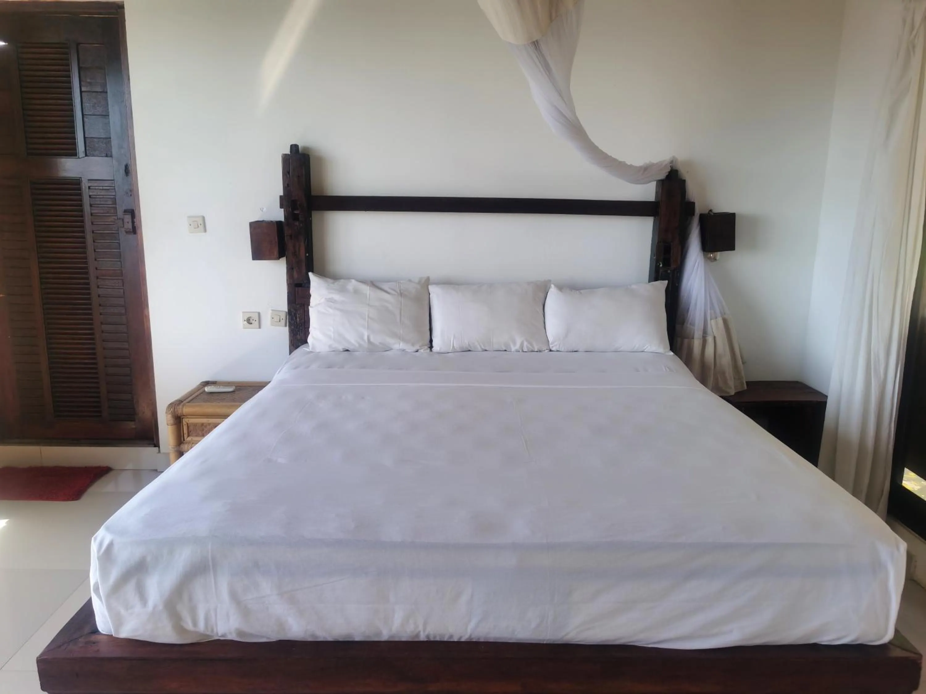 Bed in Wawa Wewe Rock