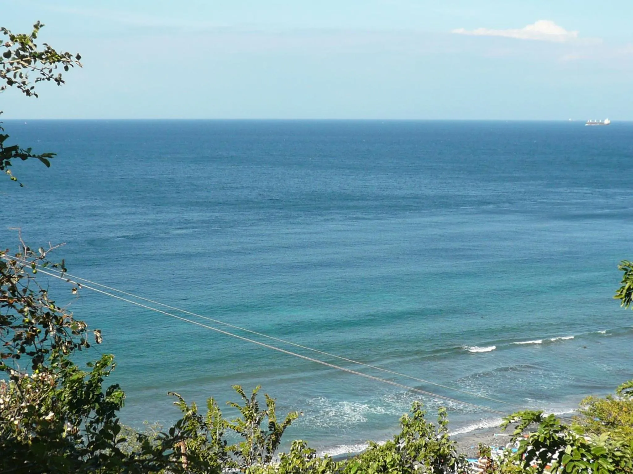 Beach in Wawa Wewe Rock