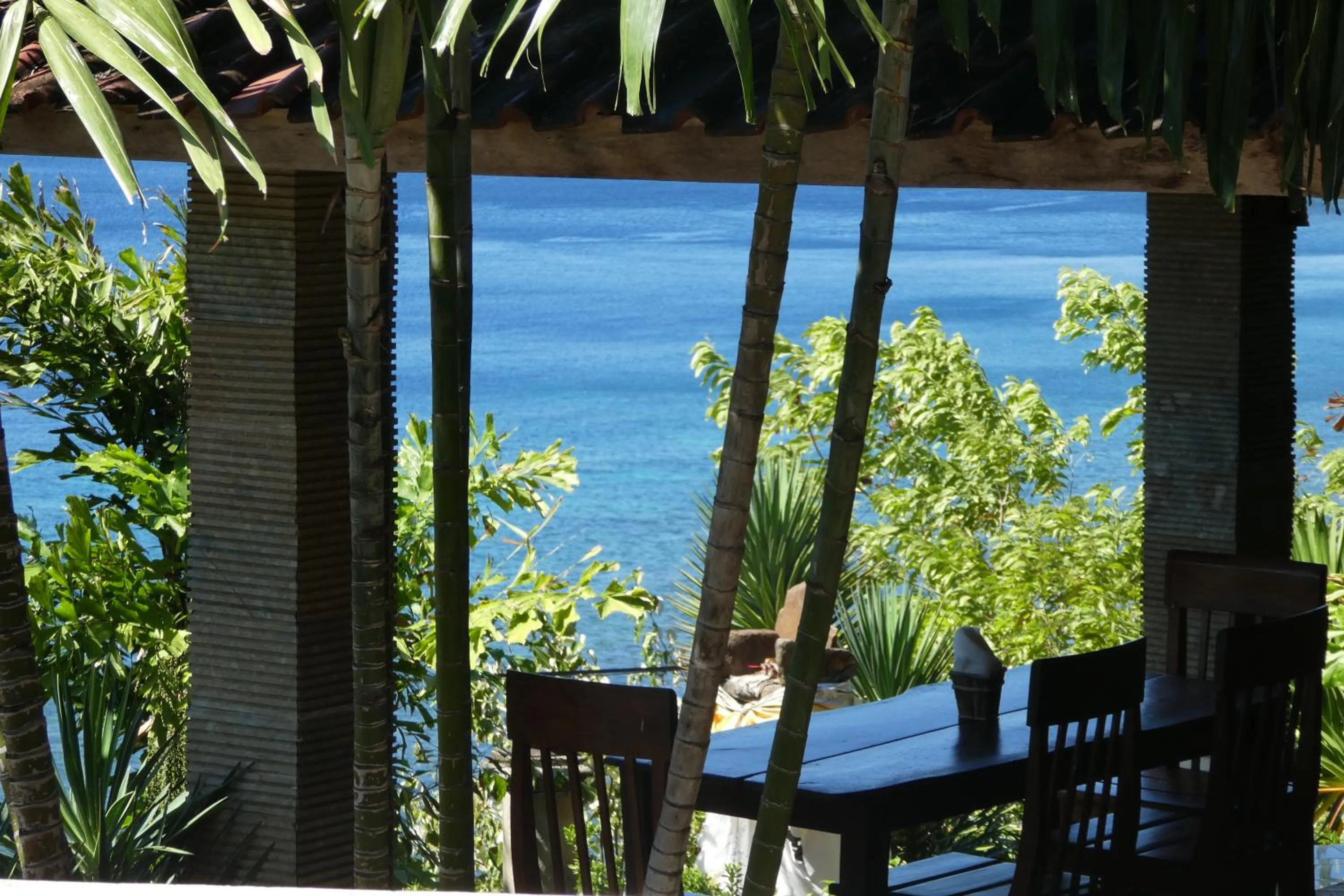 Restaurant/places to eat in Wawa Wewe Rock