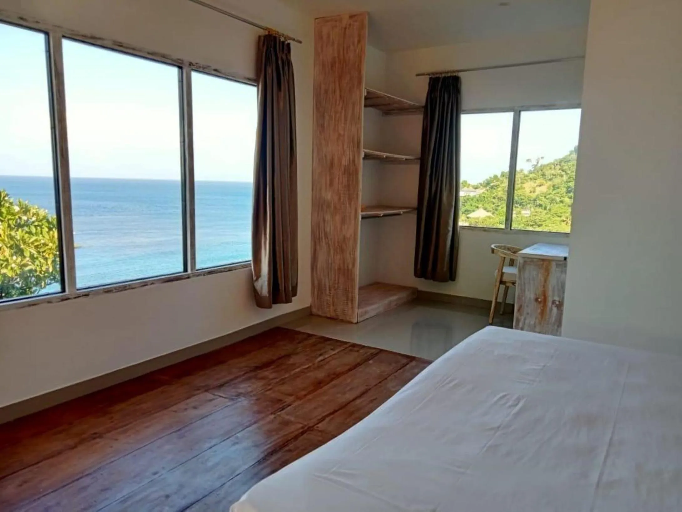 Bed in Wawa Wewe Rock