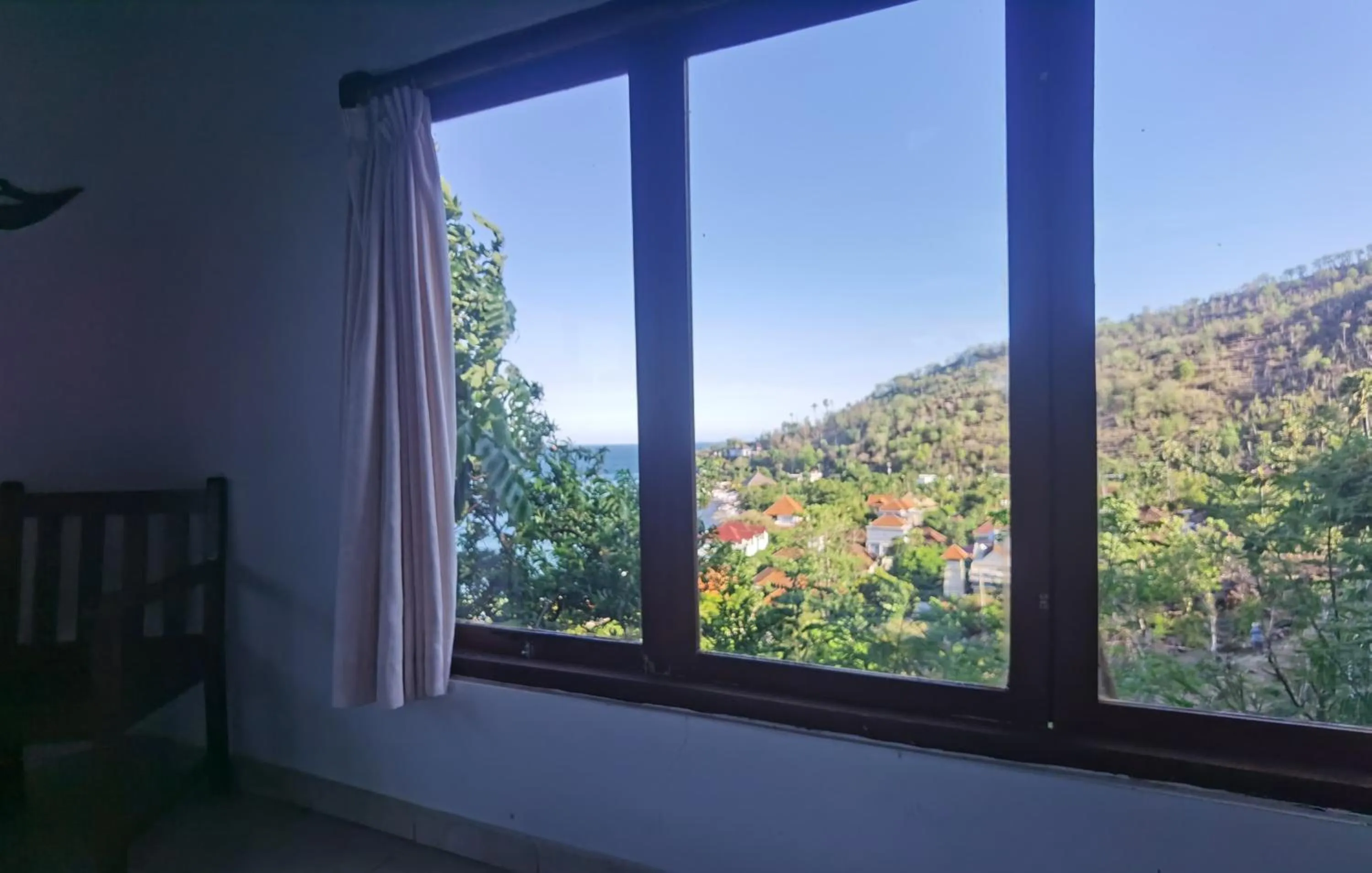 Day in Wawa Wewe Rock