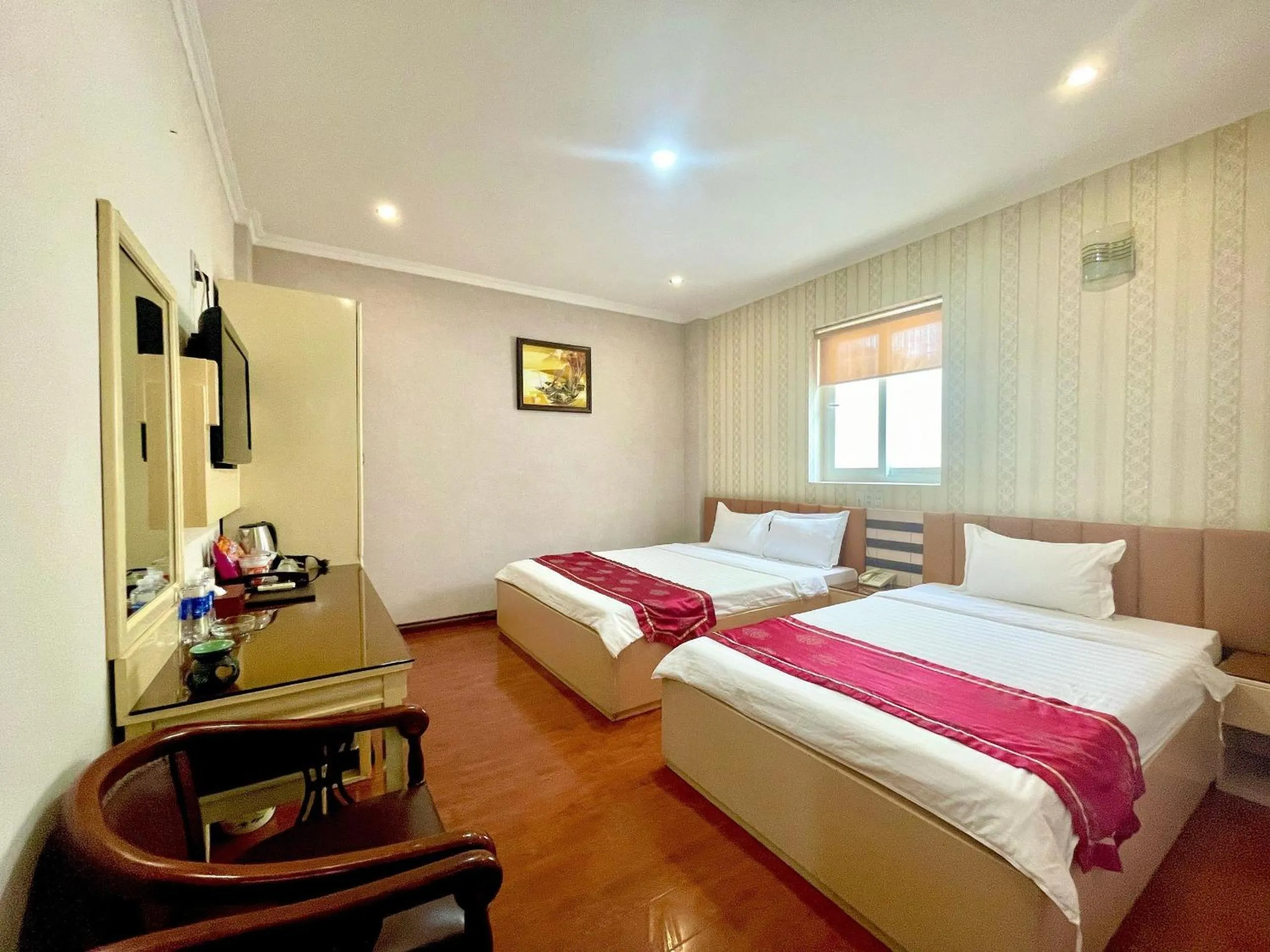 Bedroom, Bed in Linh Phuong 2 Hotel