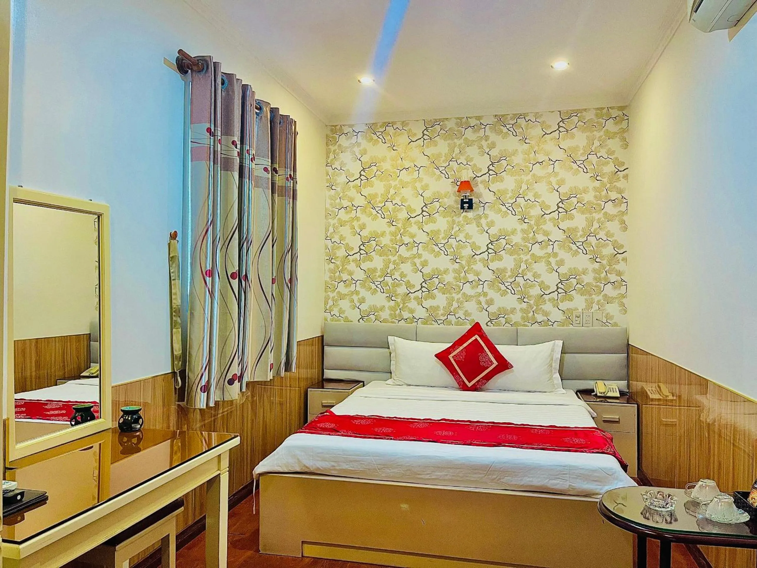 Bed in Linh Phuong 2 Hotel