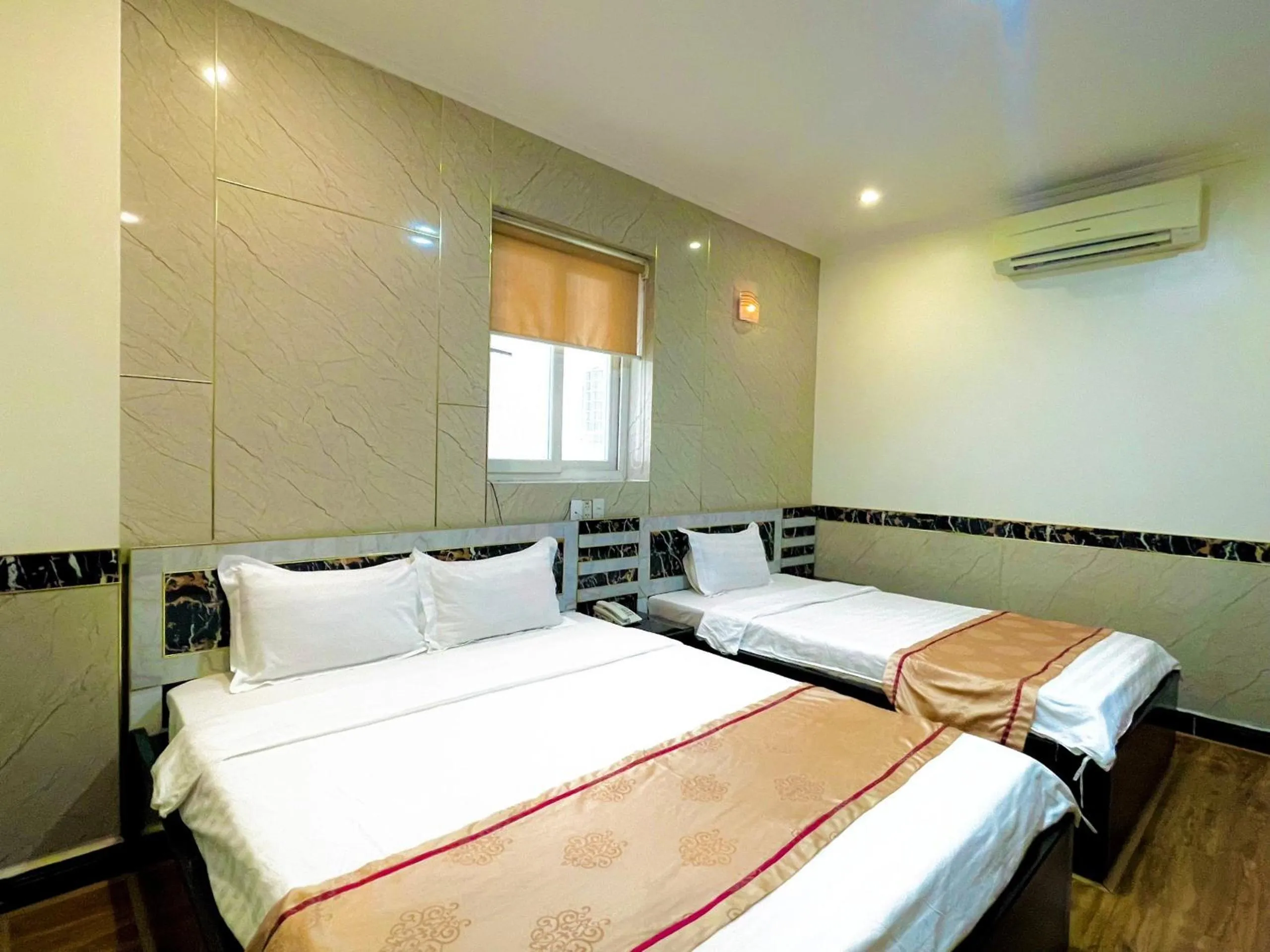 Bed in Linh Phuong 2 Hotel