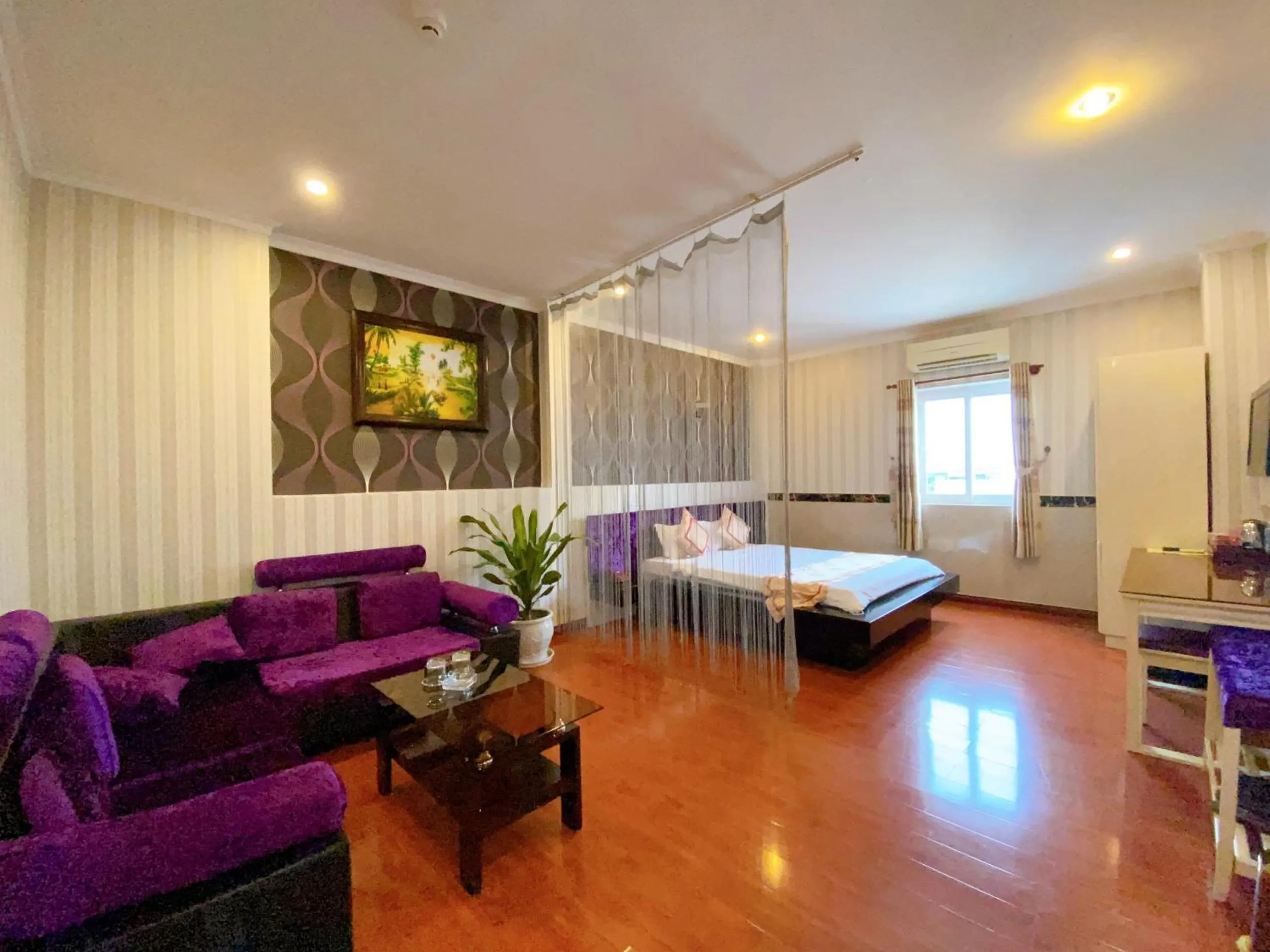 Bedroom, Bed in Linh Phuong 2 Hotel