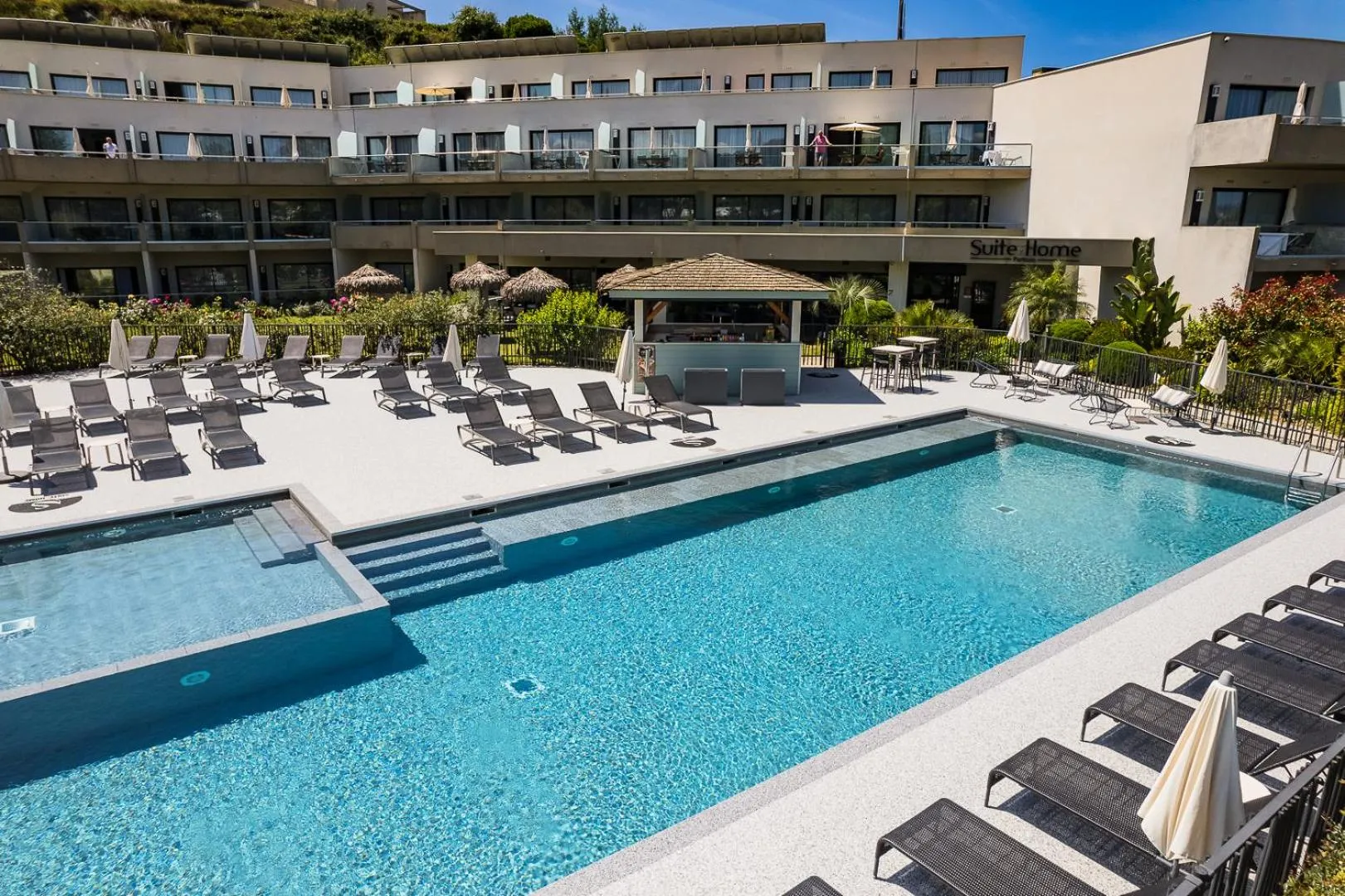 Property building in Suite Home Porticcio