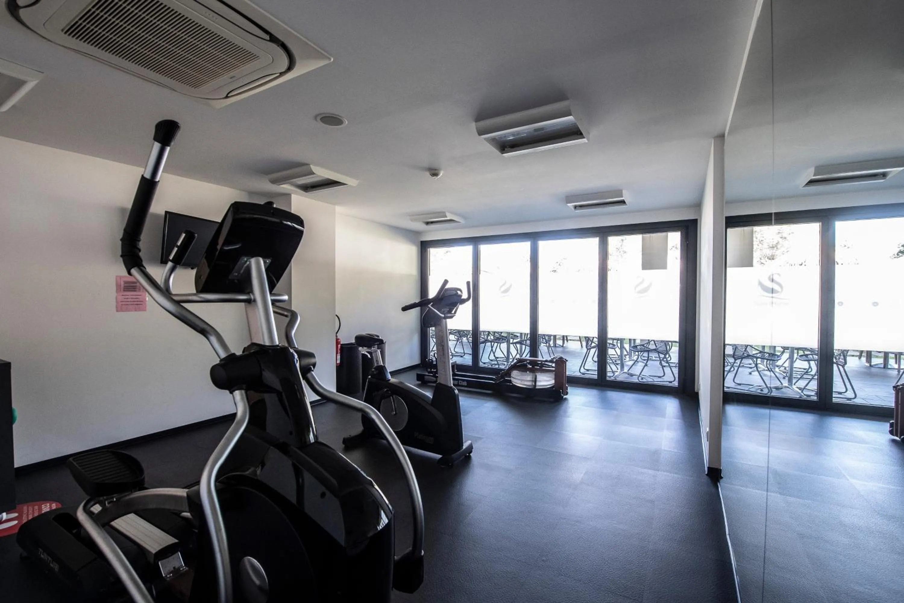 Fitness centre/facilities in Suite Home Porticcio