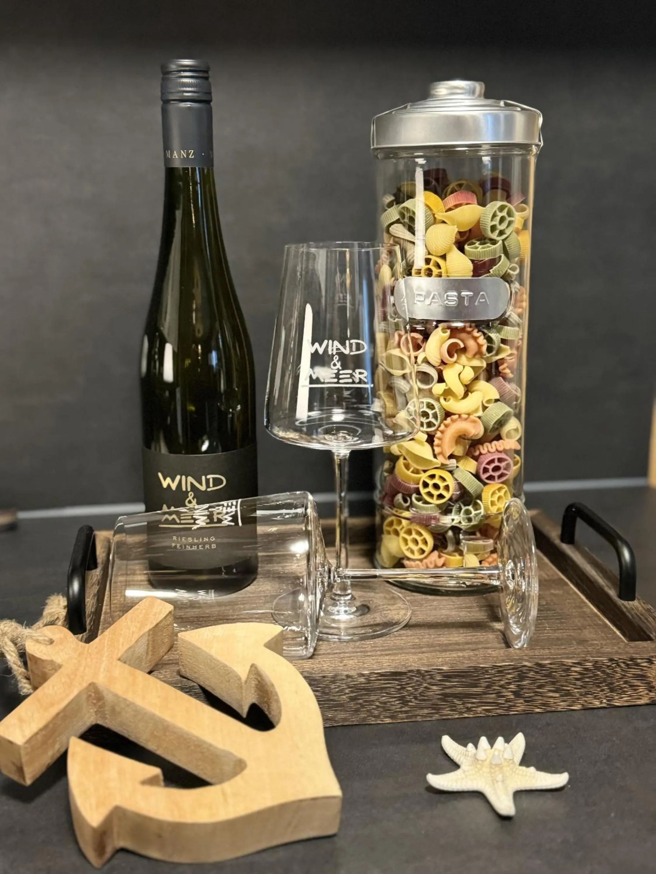 Food and drinks in Gästehaus Wind und Meer