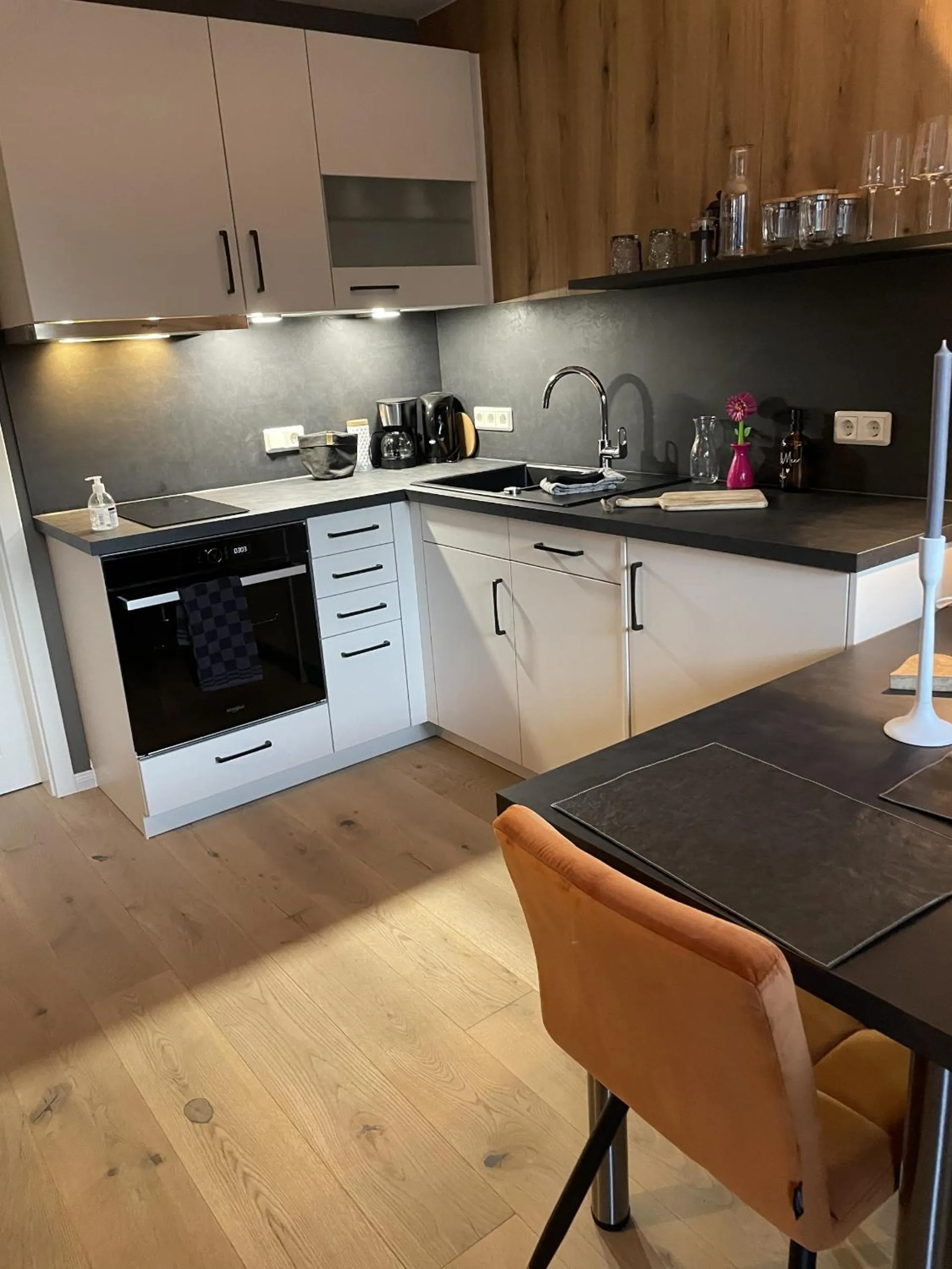 Kitchen or kitchenette in Gästehaus Wind und Meer