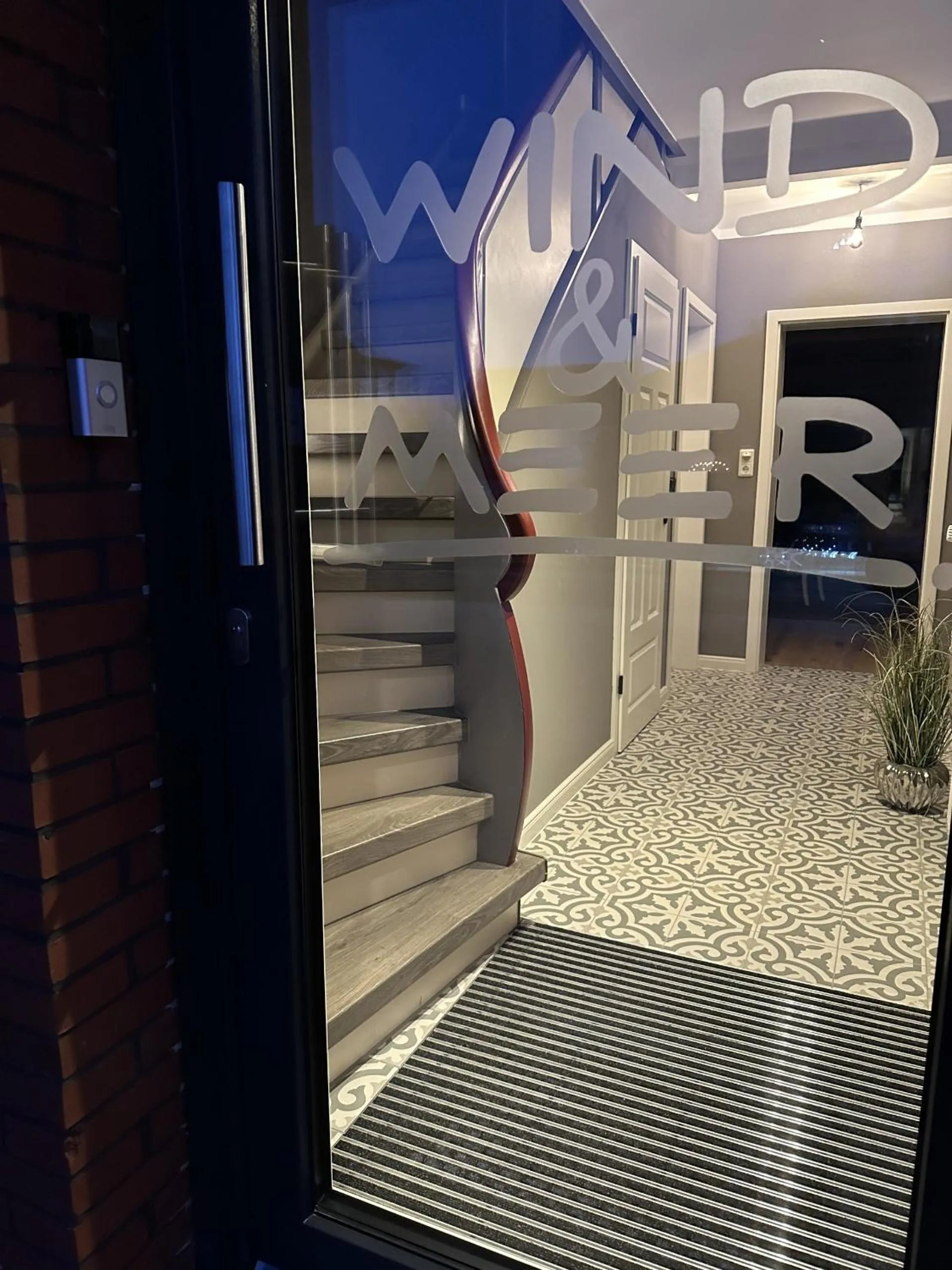 Facade/entrance in Gästehaus Wind und Meer