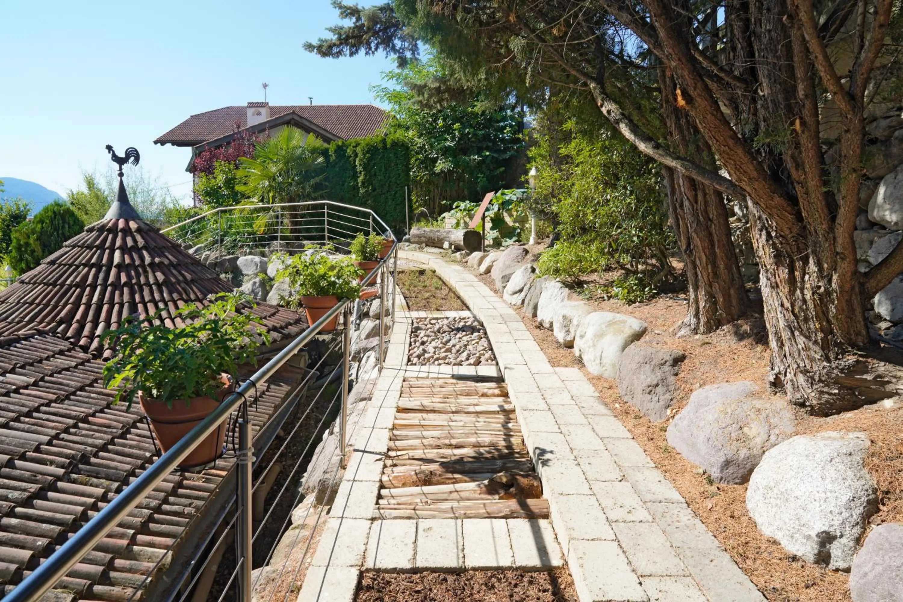 Swimming pool in Hotel Sonnenhof
