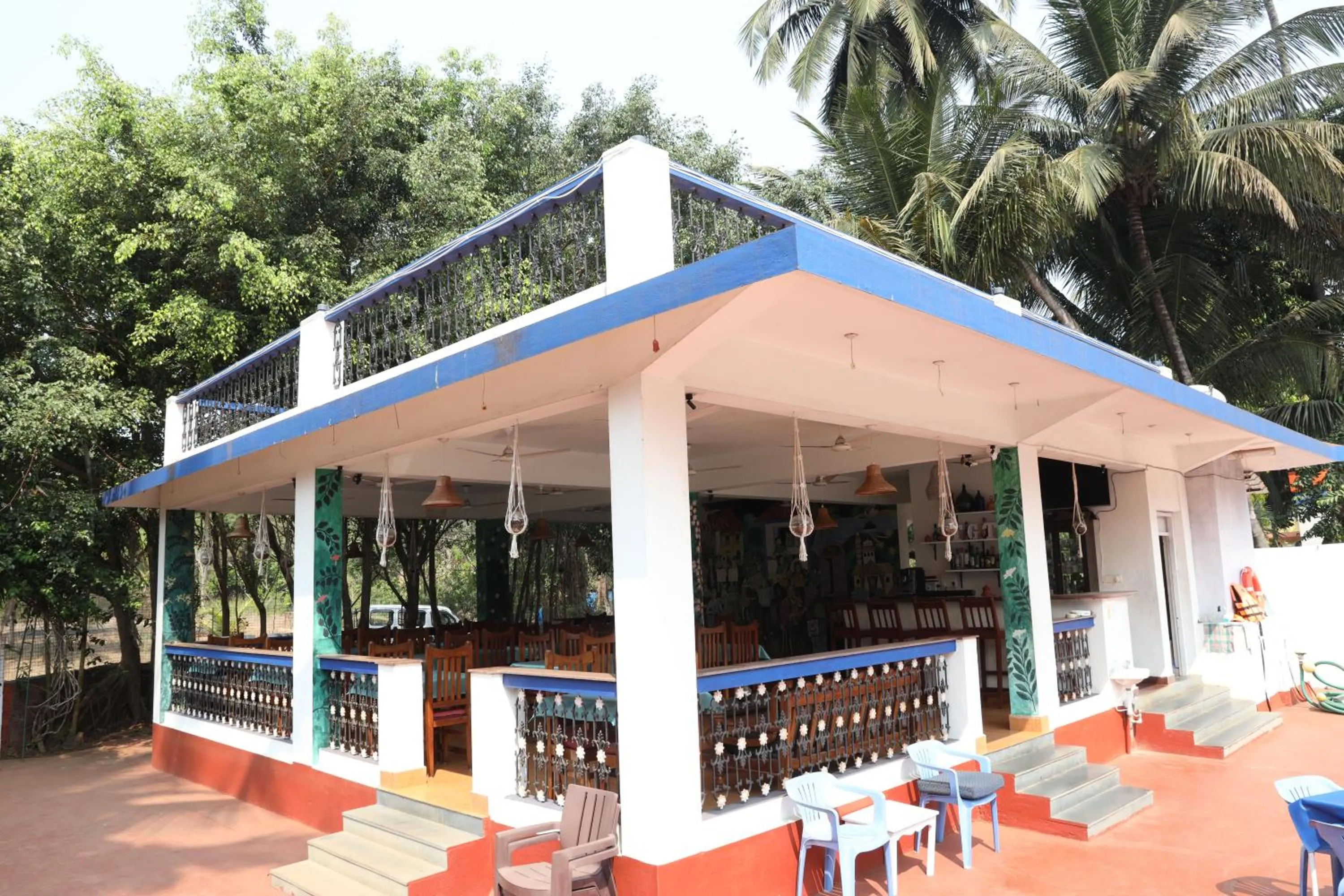 Restaurant/places to eat in Dona Sa Maria Eco Hotel