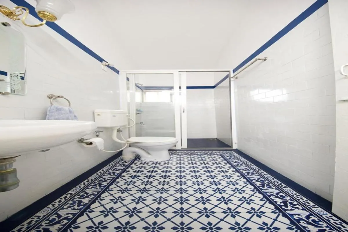 Toilet in Dona Sa Maria Eco Hotel