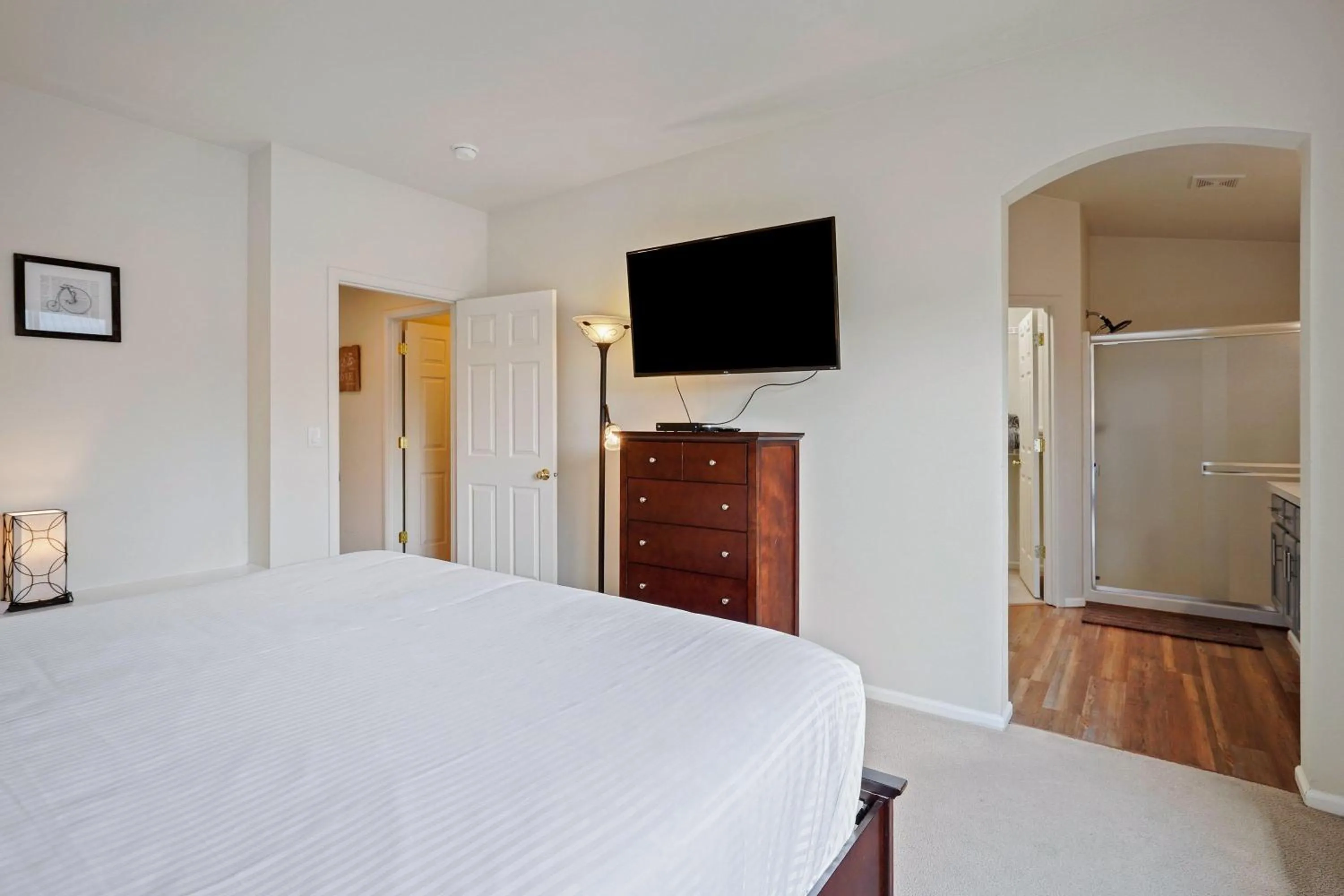 Bed in Old Mill Magic