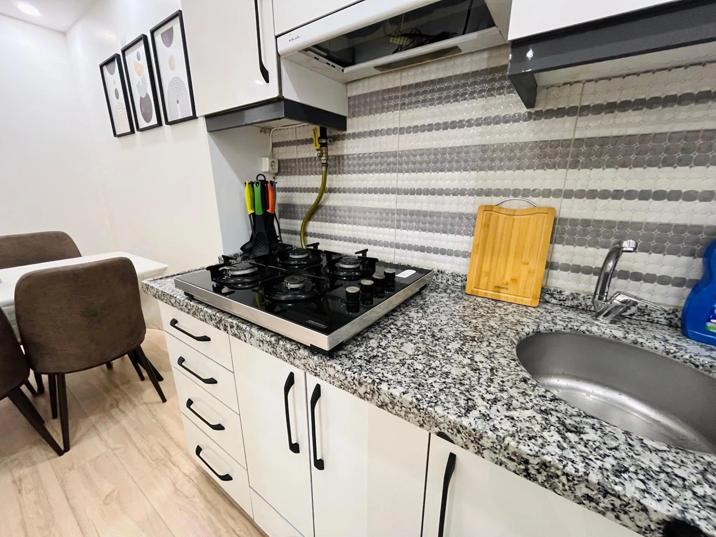 Kitchen or kitchenette in Westley Residence Taksim