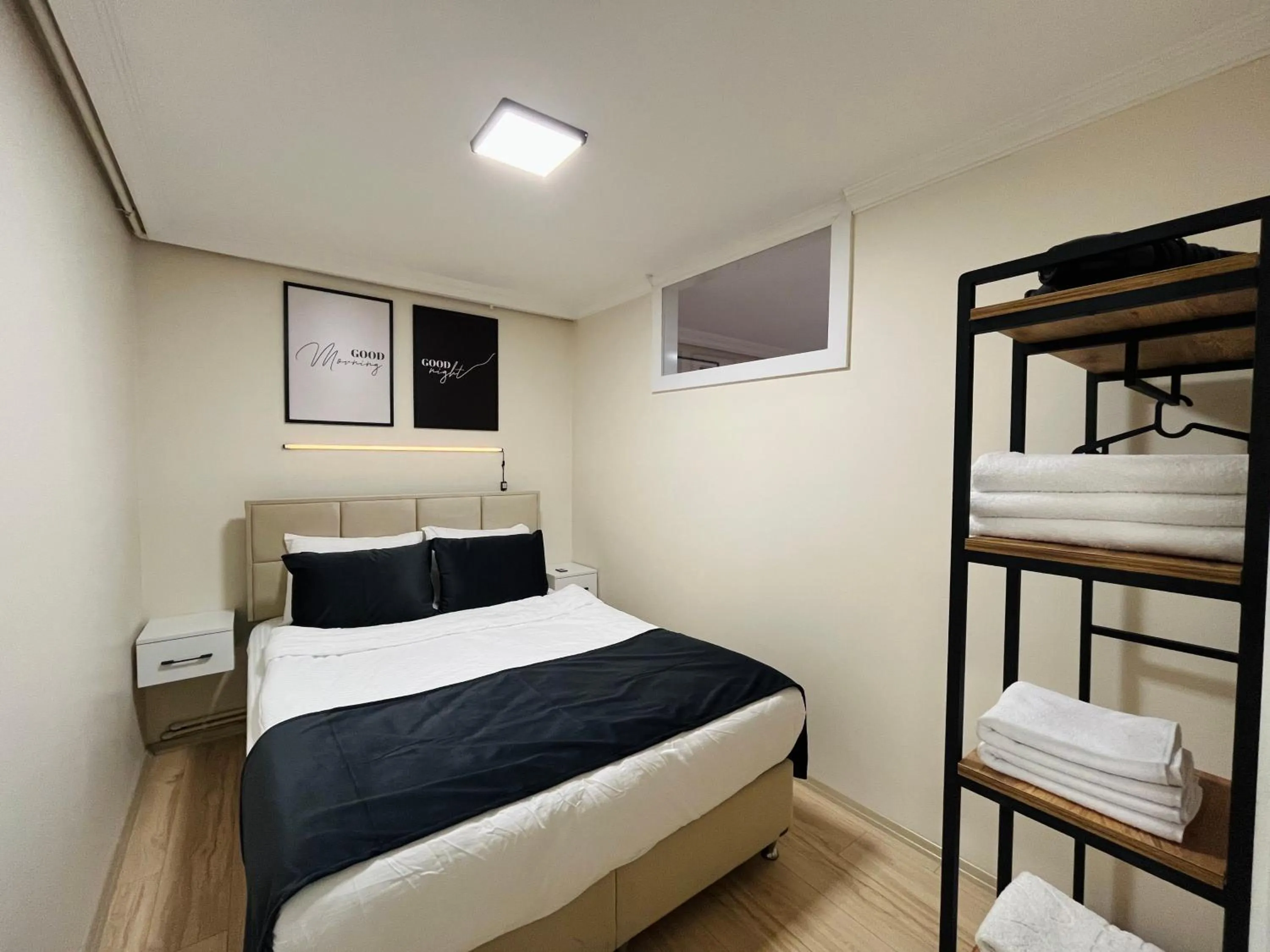 Bed in Westley Residence Taksim