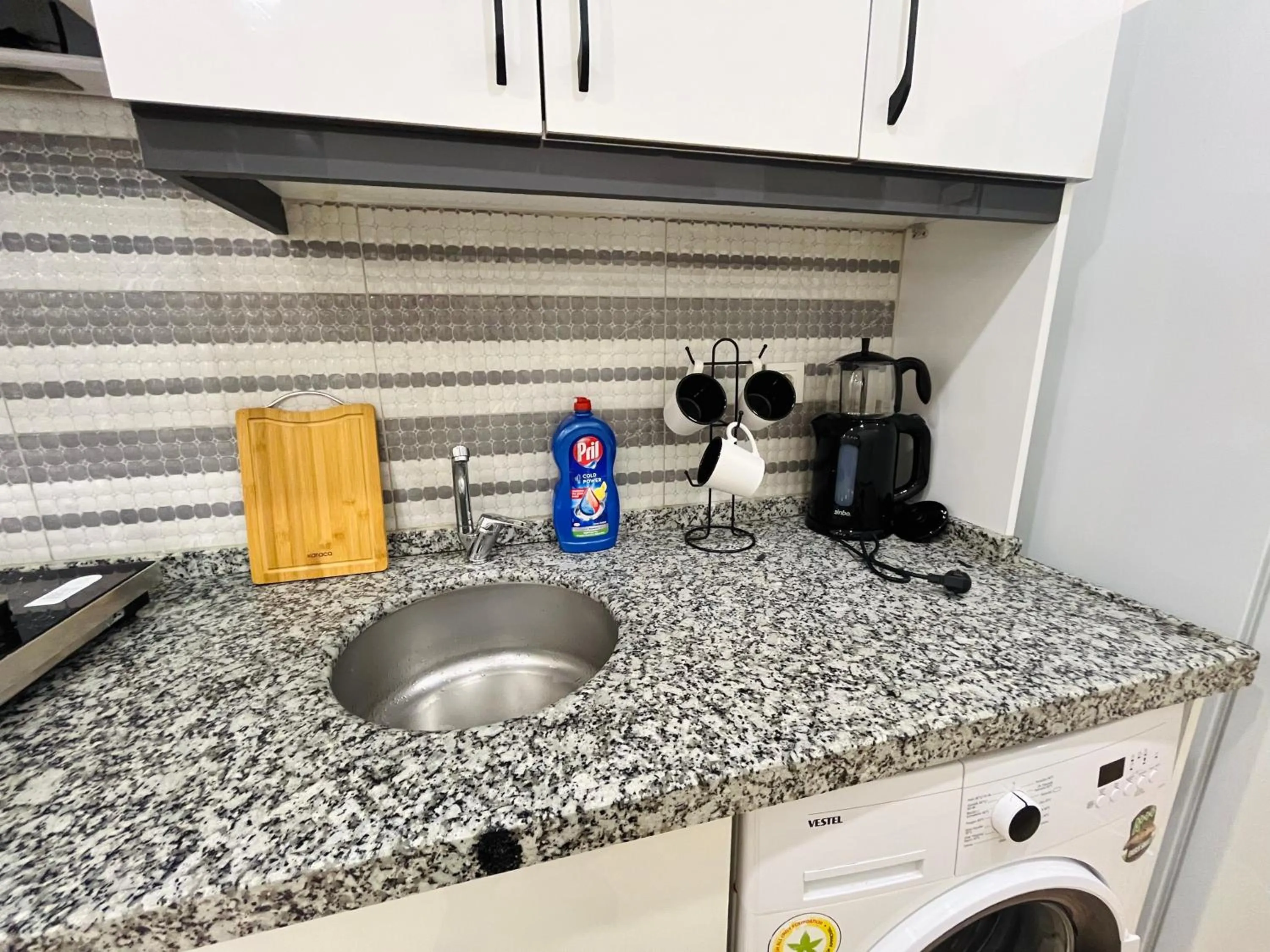 Coffee/tea facilities in Westley Residence Taksim