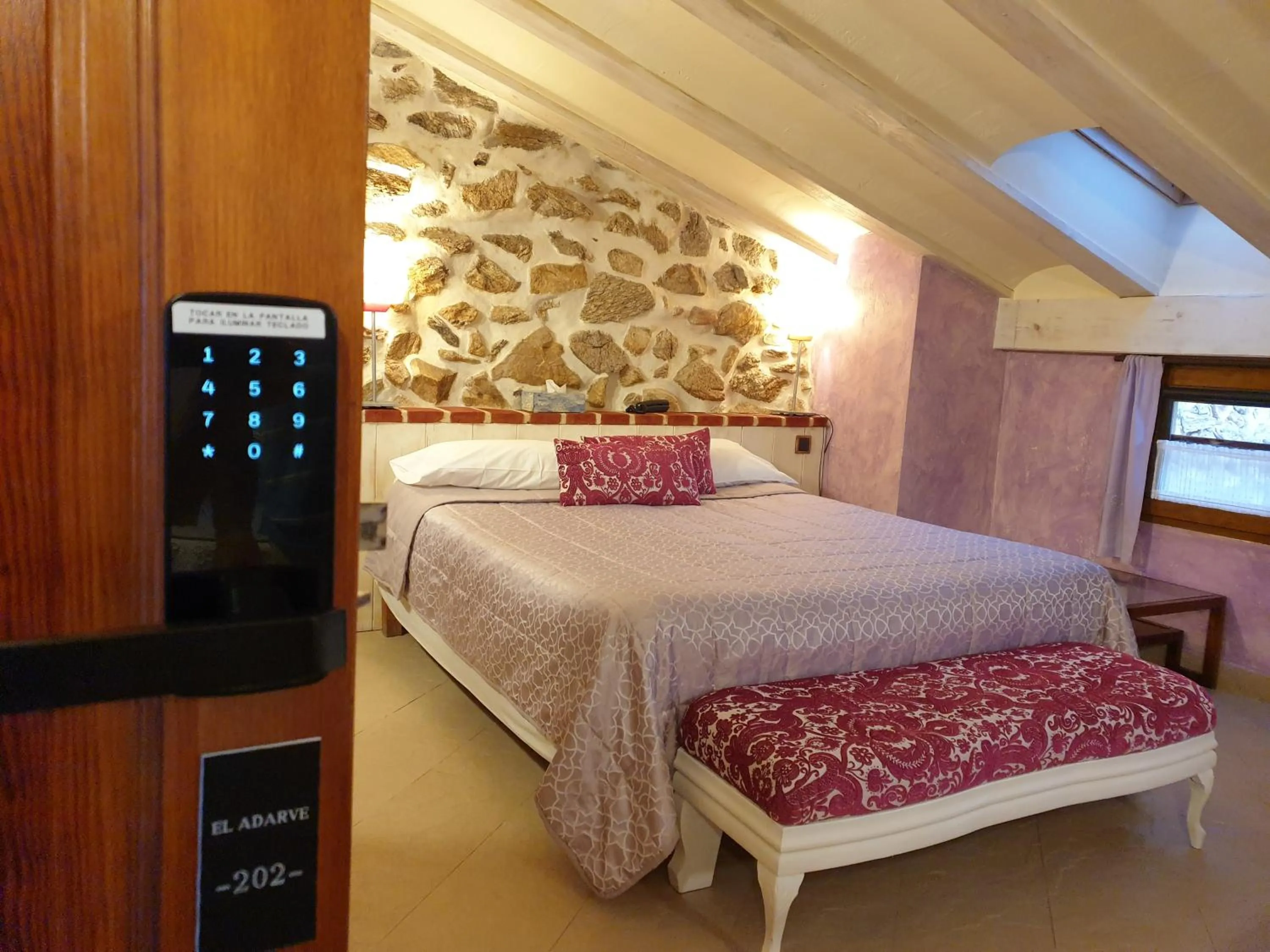 Bed in Hotel La Beltraneja