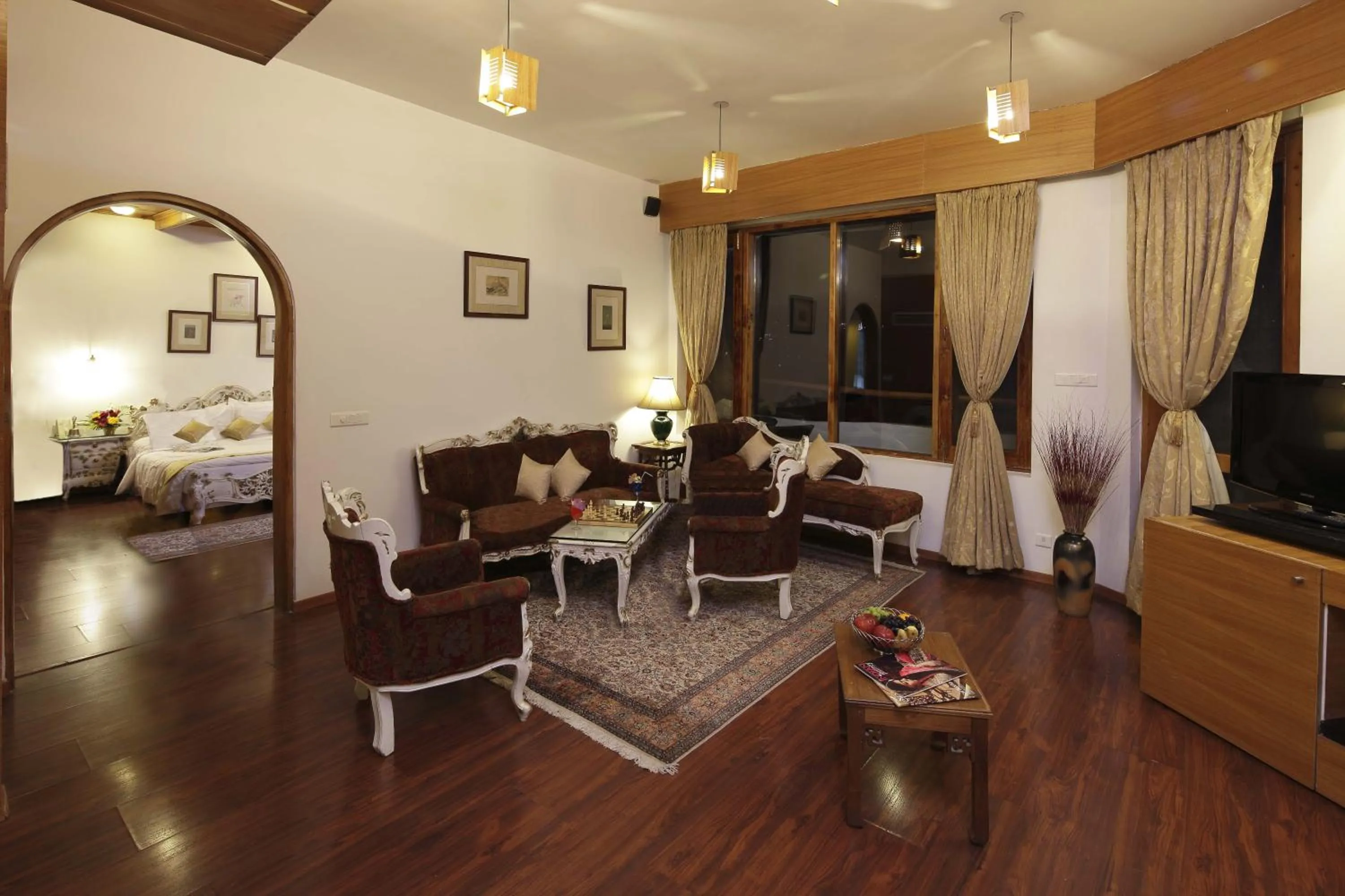 Dining area, Bed in Manuallaya The Resort & Spa