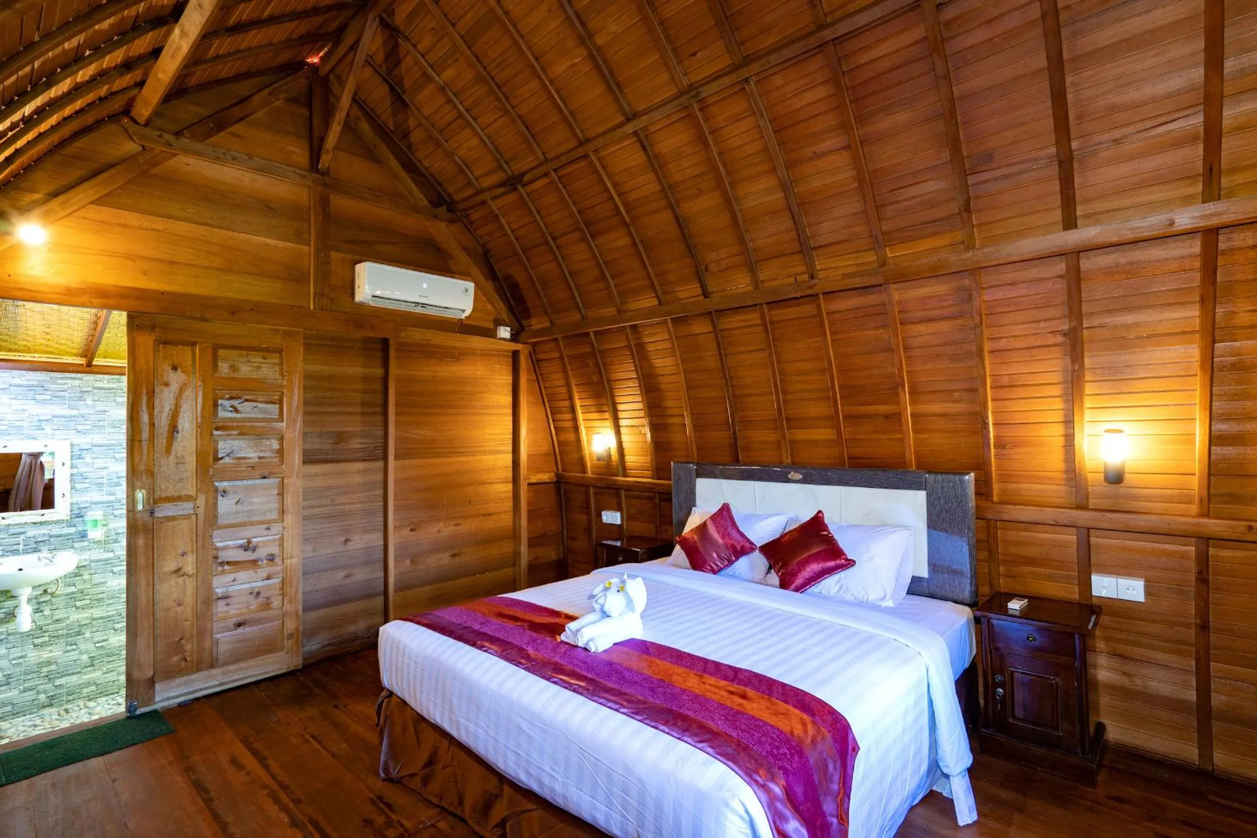Bed in The Soggol Lembongan