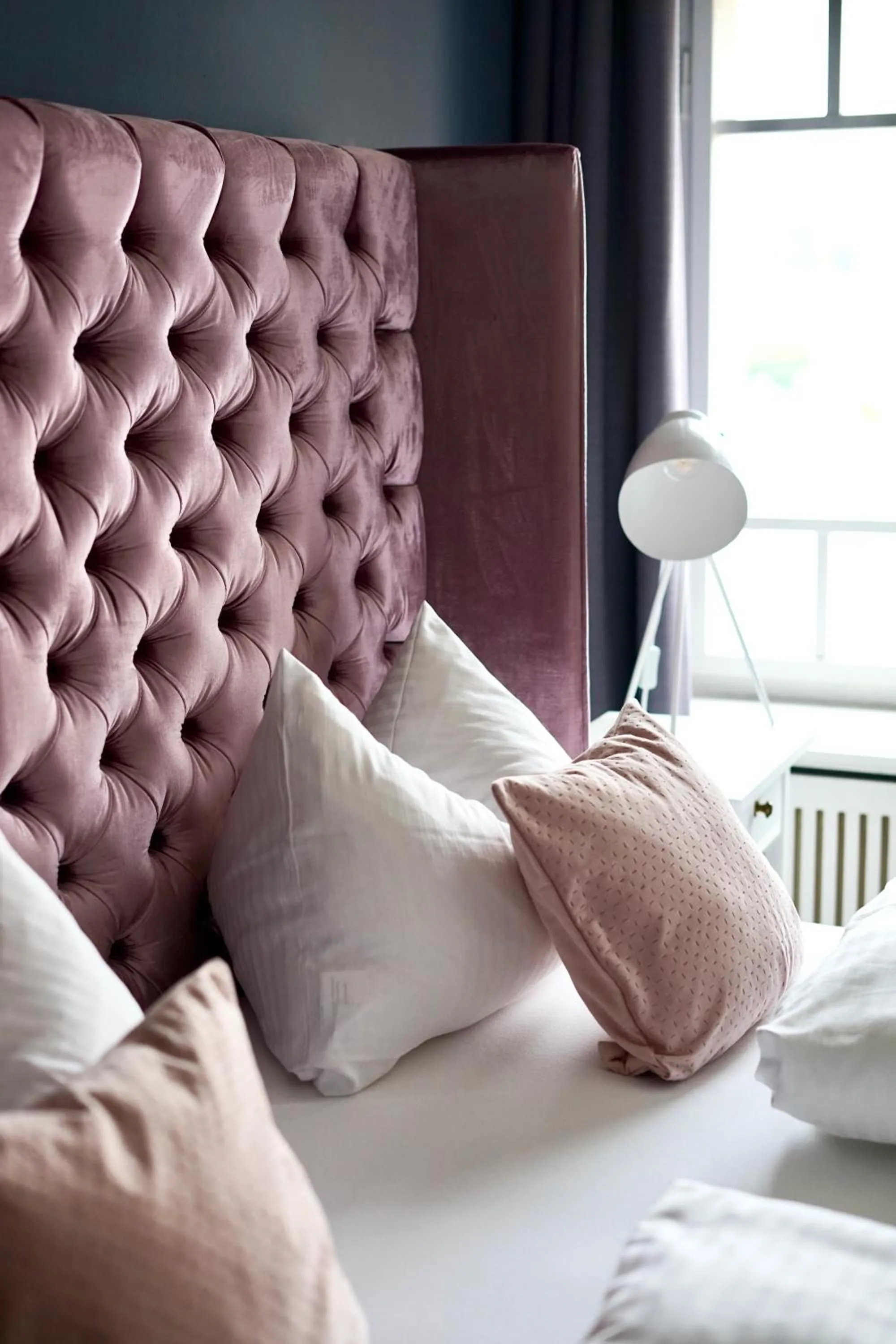 Bed in Hotel Mühldorf