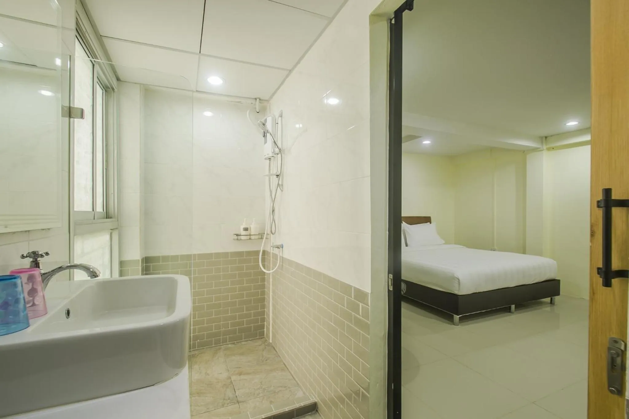 Petchsiri Boutique Hotel เพชรสิริ บูทิค