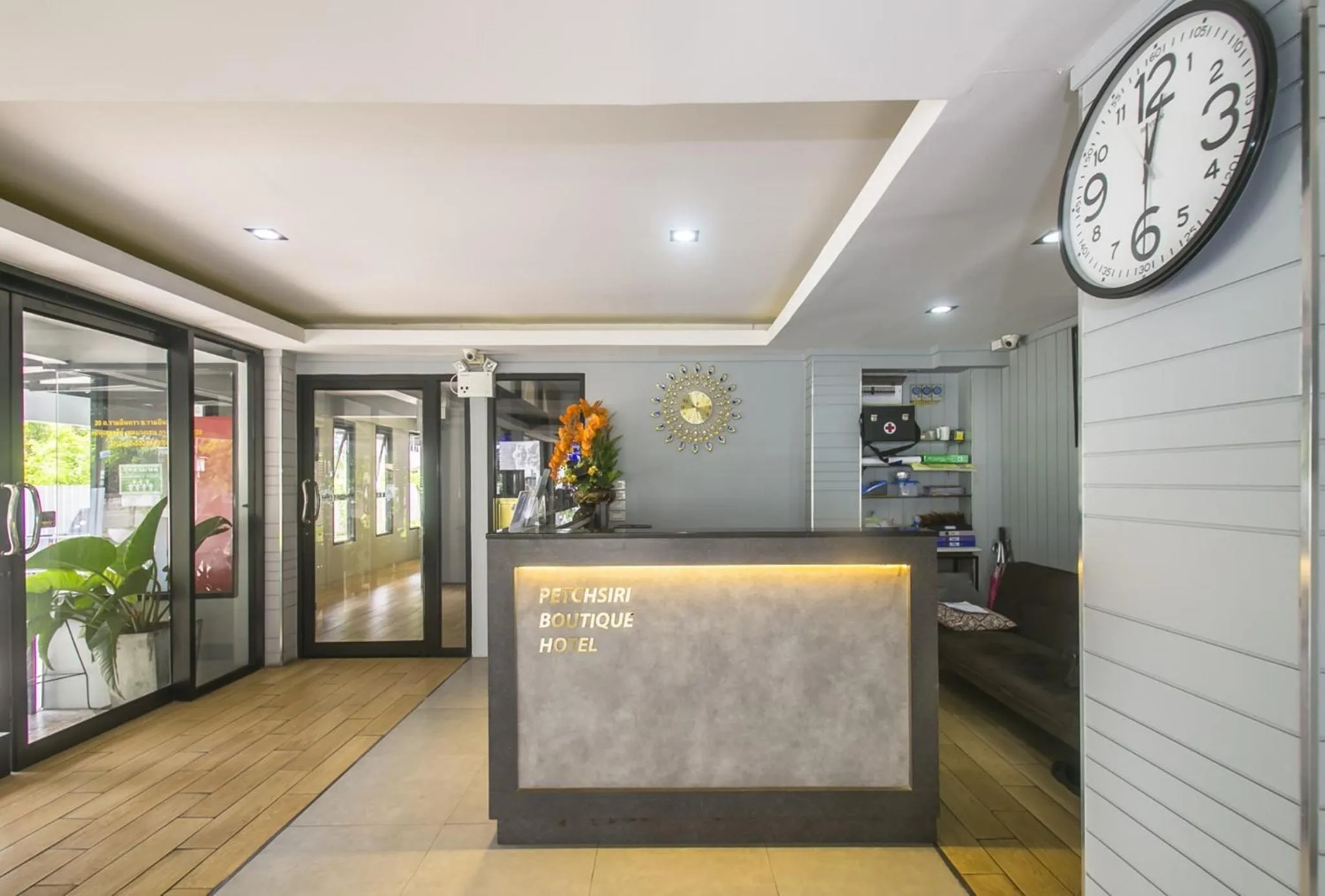 Petchsiri Boutique Hotel เพชรสิริ บูทิค