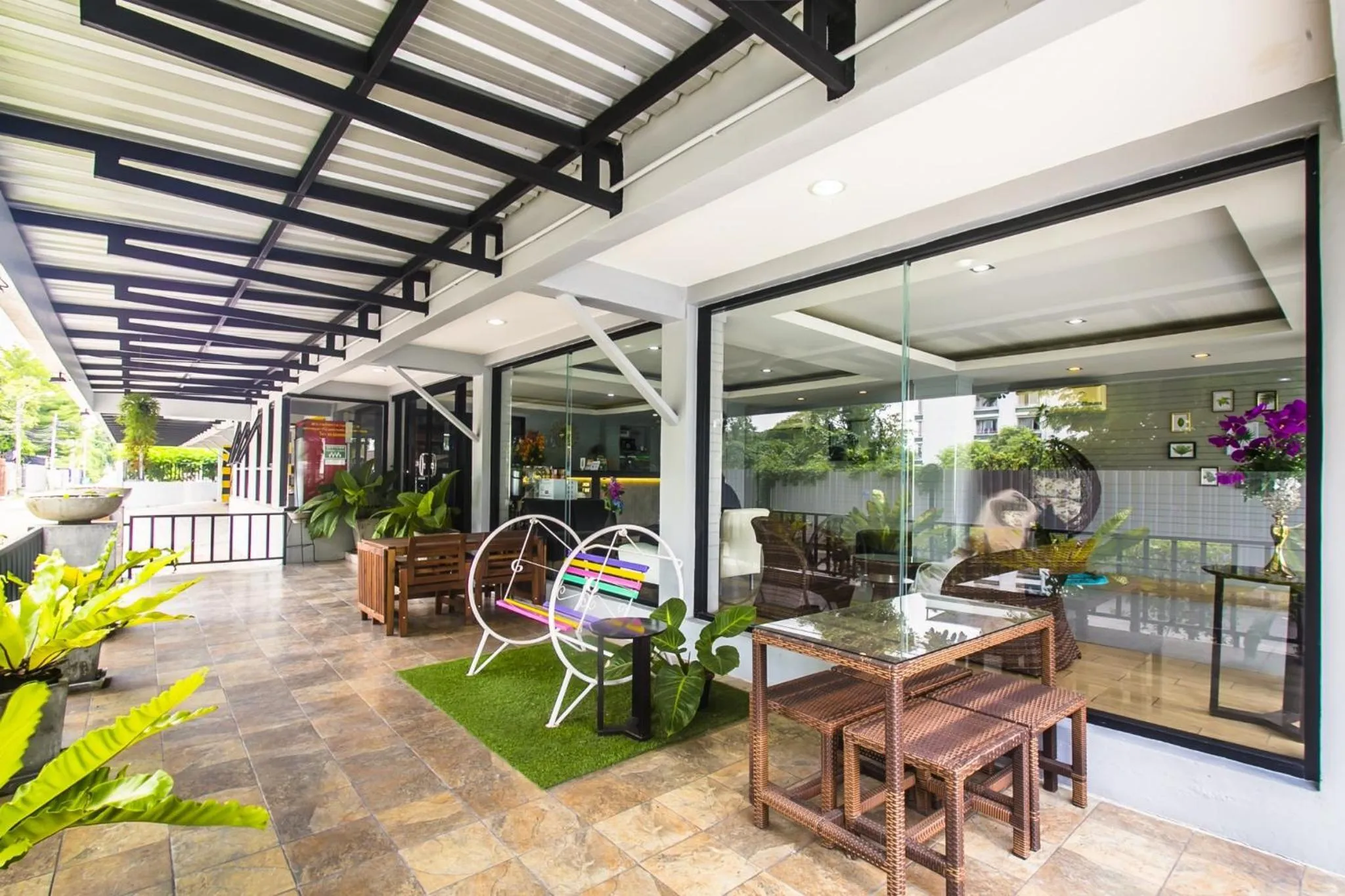 Petchsiri Boutique Hotel เพชรสิริ บูทิค