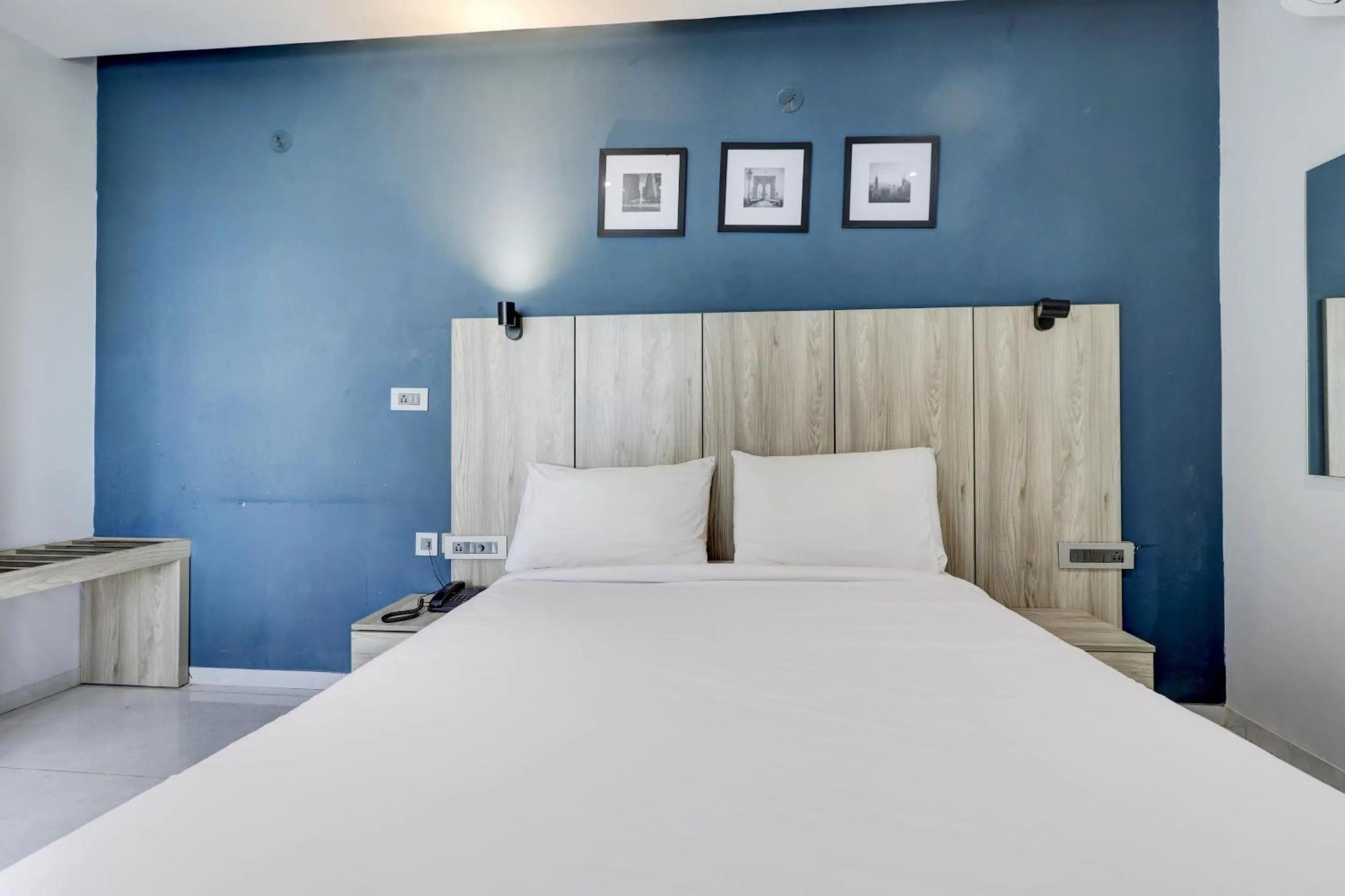 Bedroom, Bed in Sleek Townhouse Galexia Hotel and Resorts