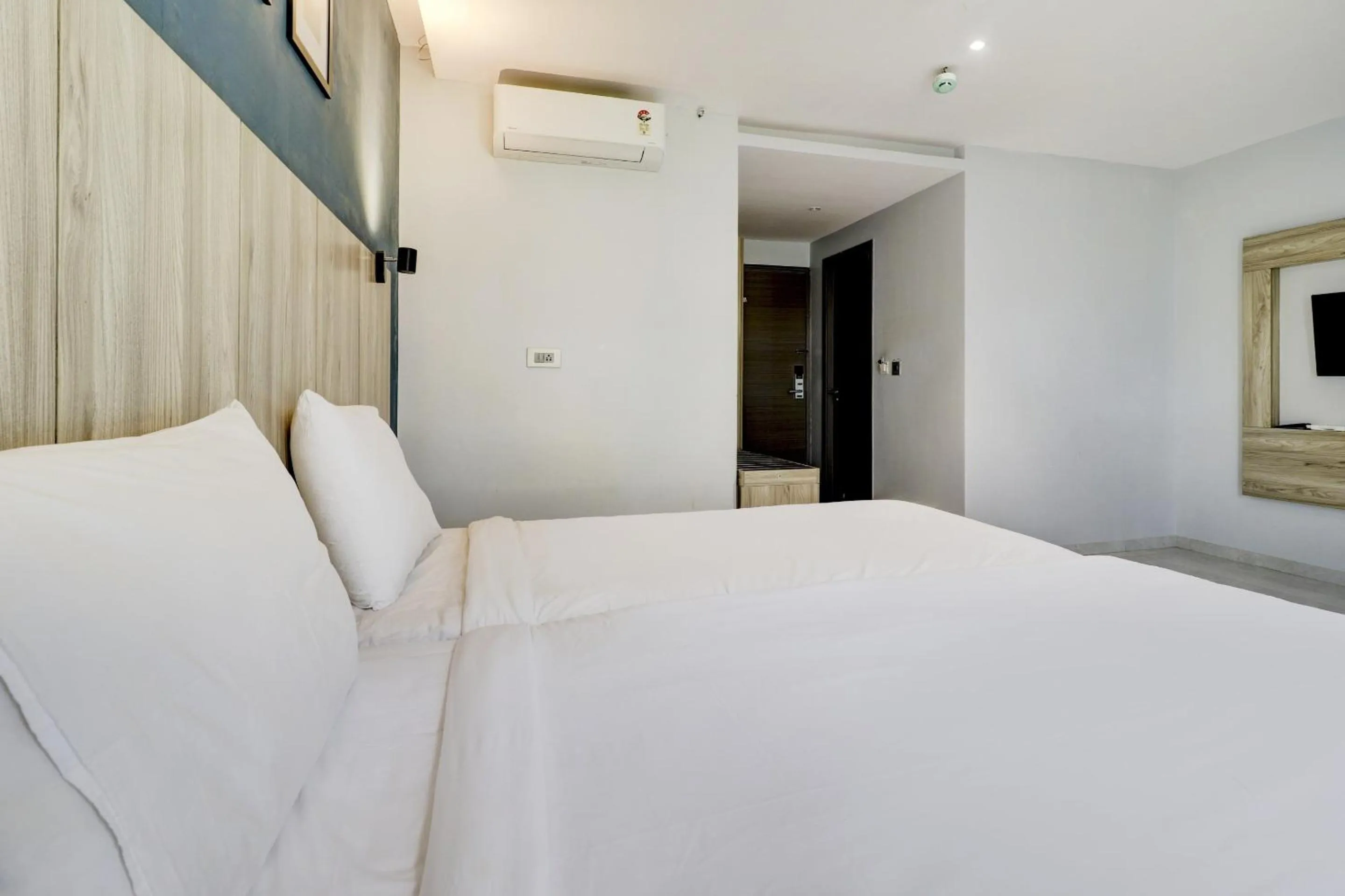 Bedroom, Bed in Sleek Townhouse Galexia Hotel and Resorts