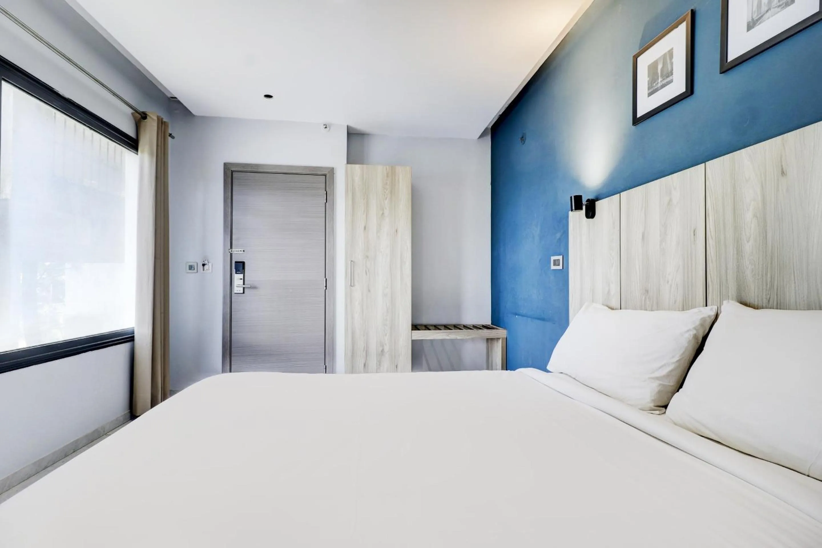 Bedroom, Bed in Sleek Townhouse Galexia Hotel and Resorts