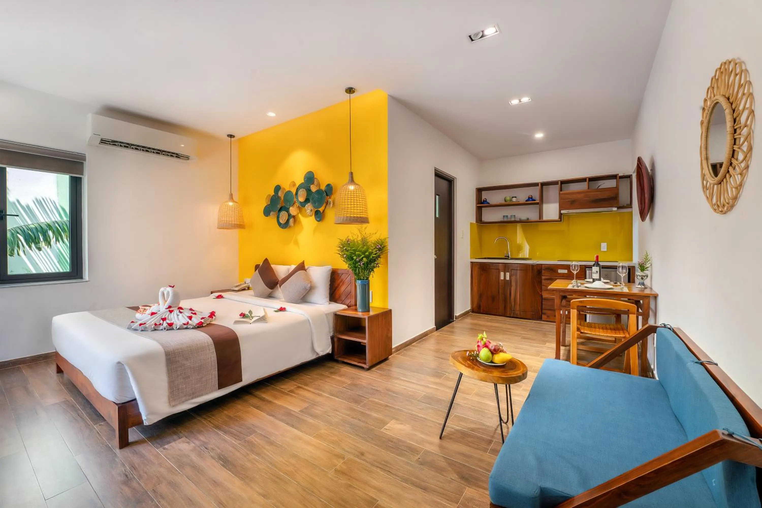 Bedroom, Bed in December Hoi An Villa