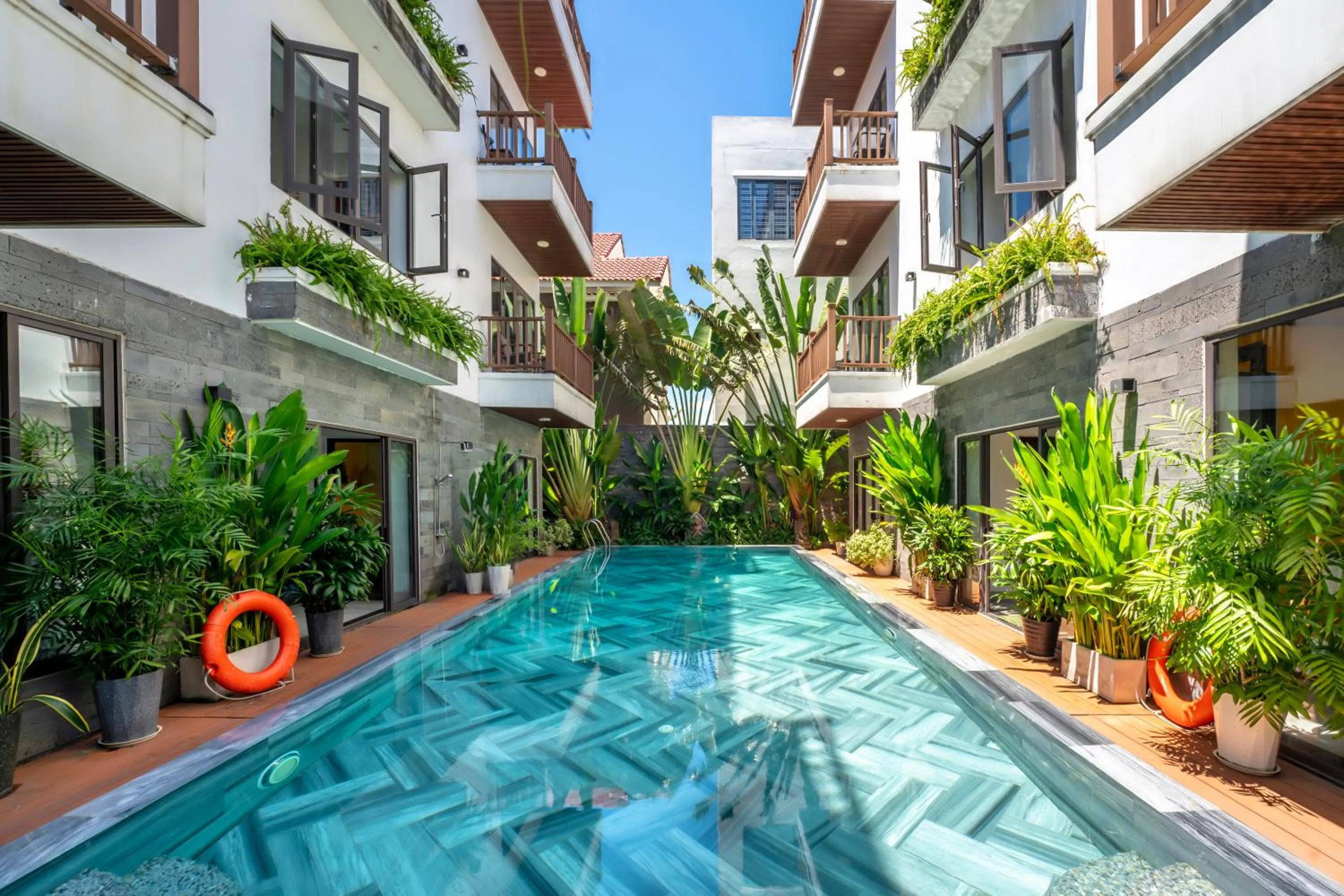 Swimming pool in December Hoi An Villa