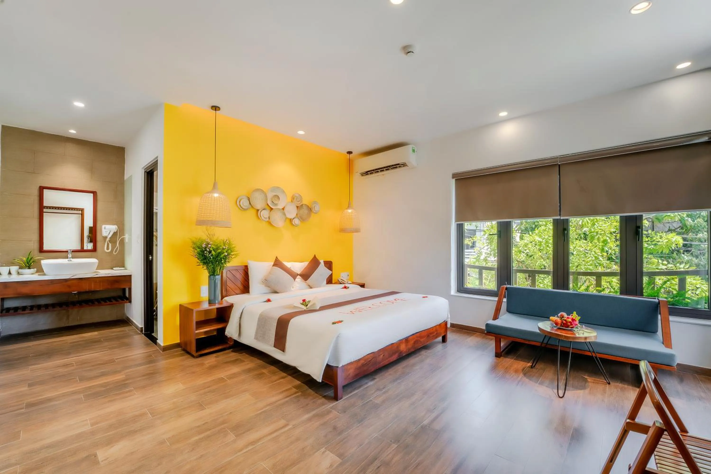 Bedroom, Bed in December Hoi An Villa