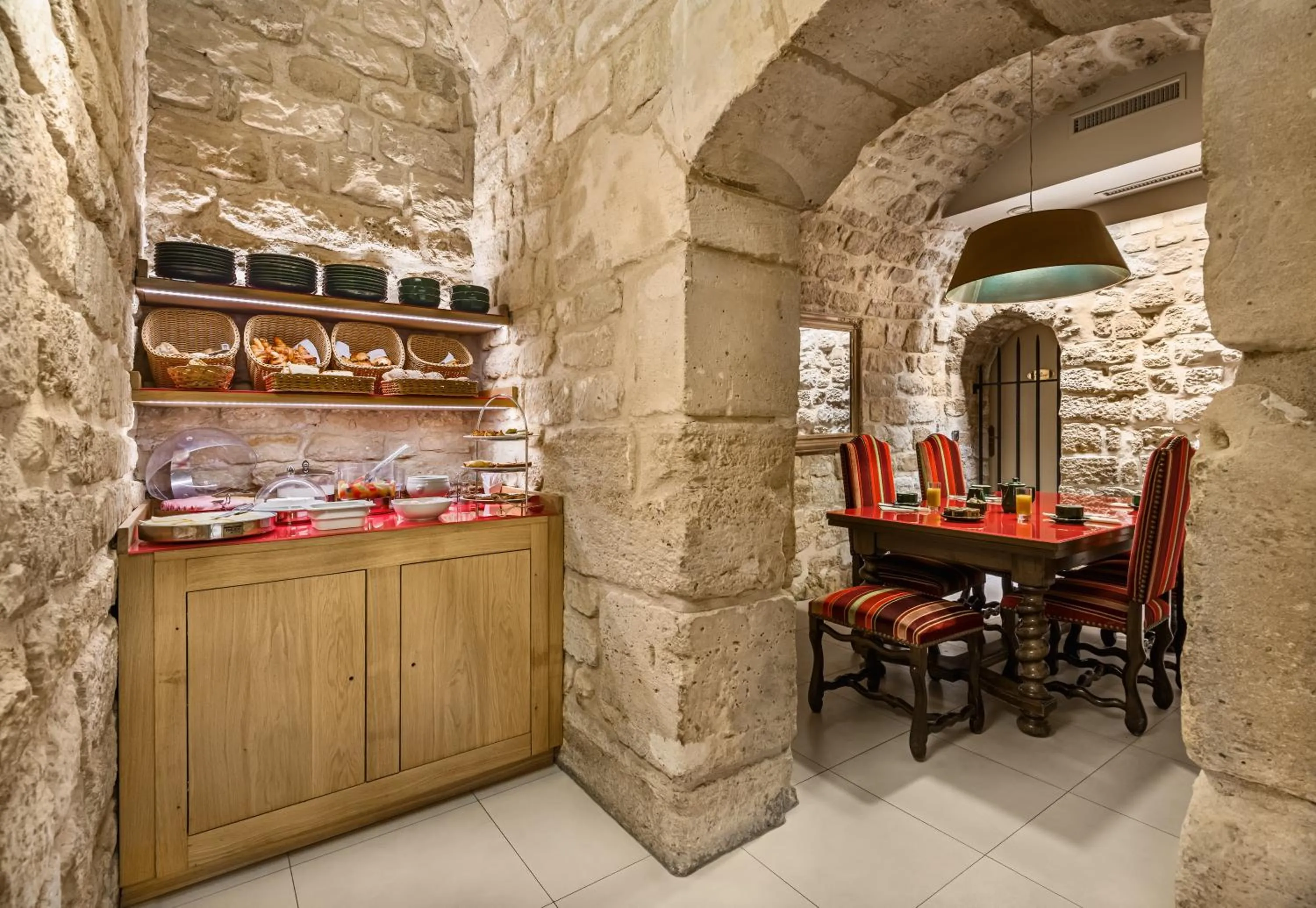 Buffet breakfast in Hôtel Saint-Paul Rive-Gauche