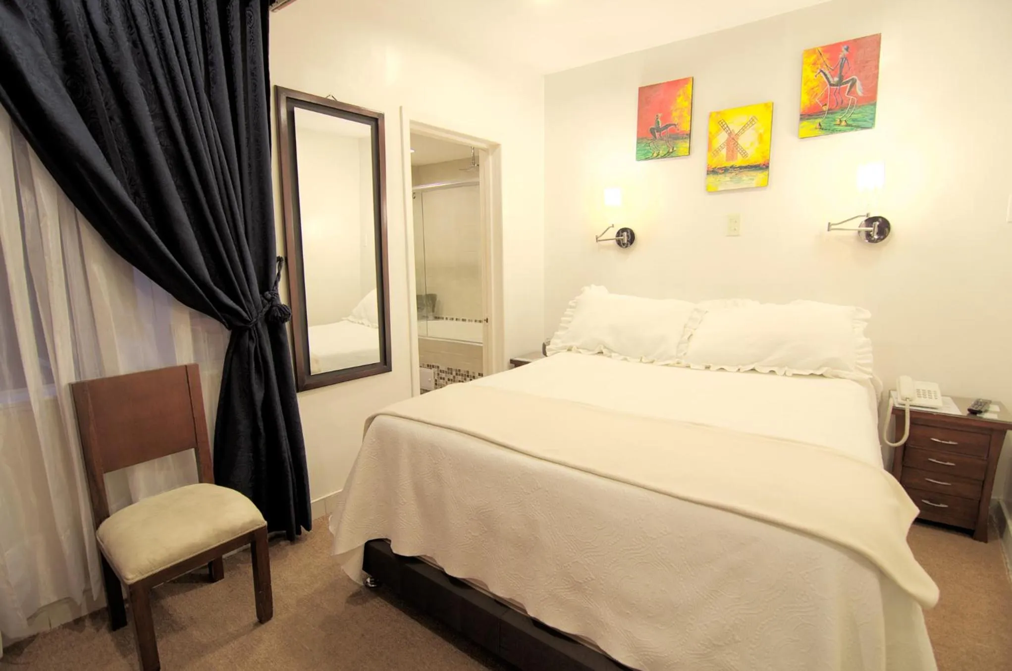 Photo of the whole room in Hotel Inter Bogotá